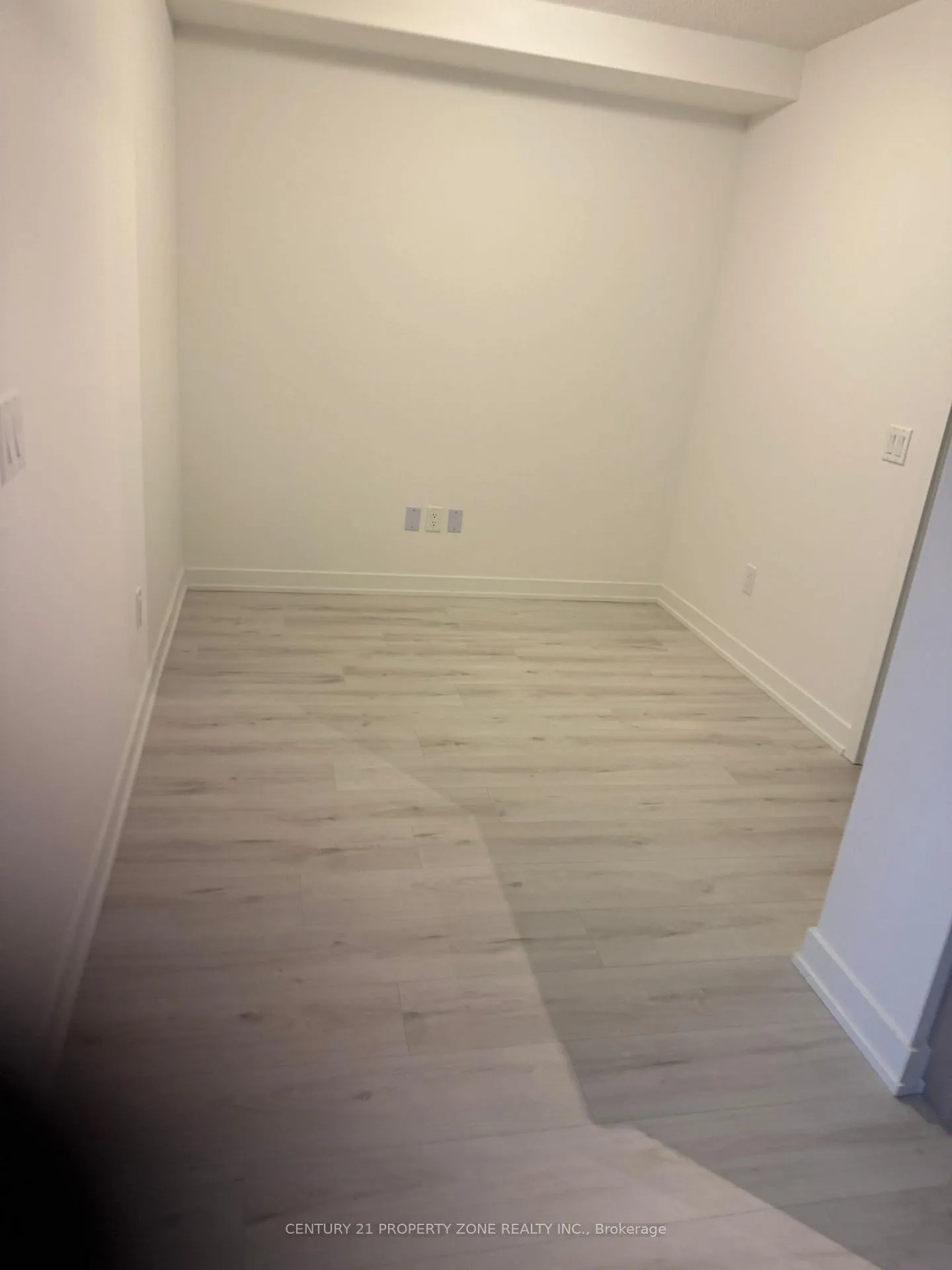 Photo 6 of Unit 411, 1010 Sandy Beach Road, Pickering, Bay Ridges — HOMEH