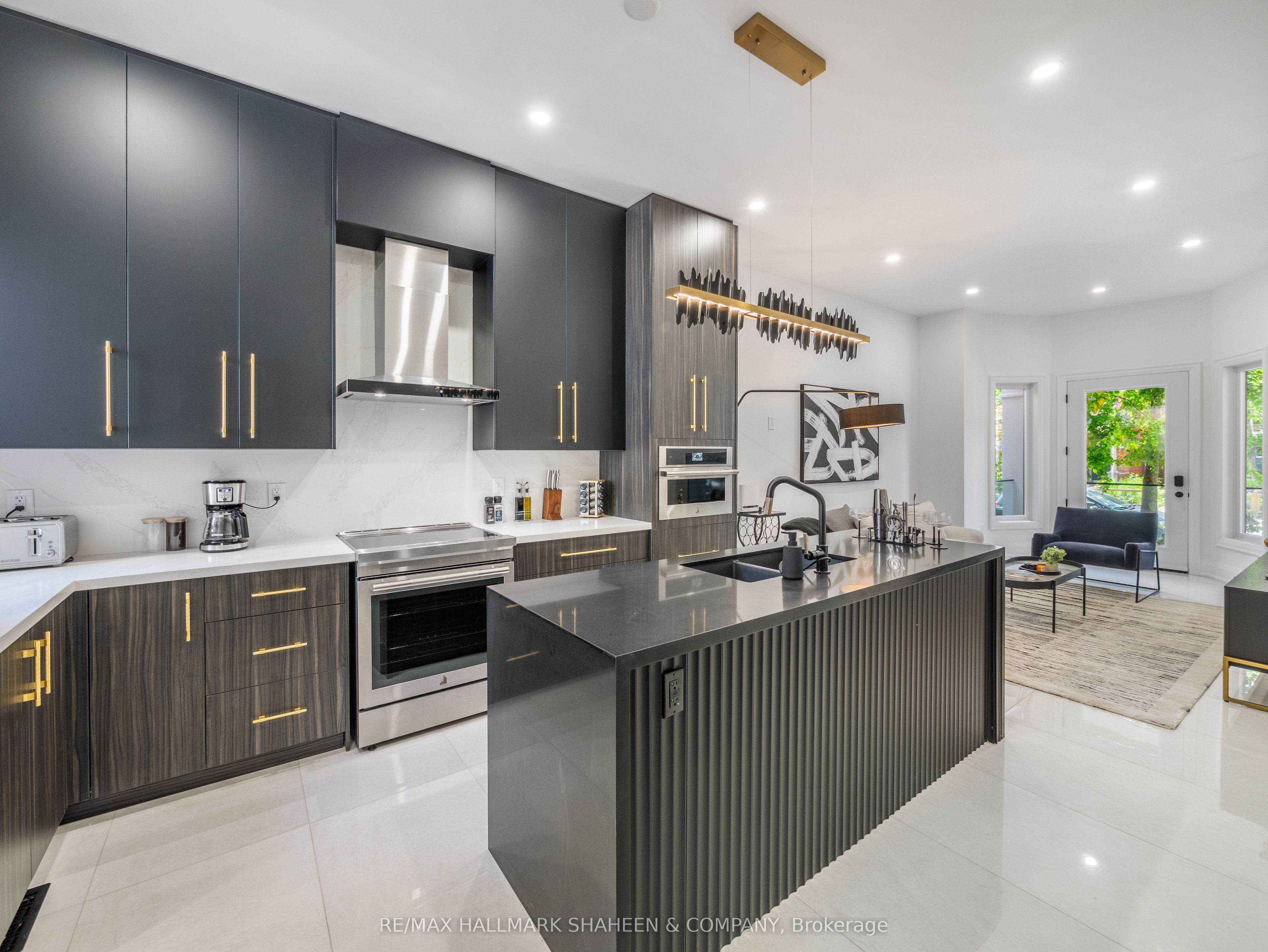 Photo 57 of 357 Euclid Avenue, Toronto, Trinity-Bellwoods — HOMEH