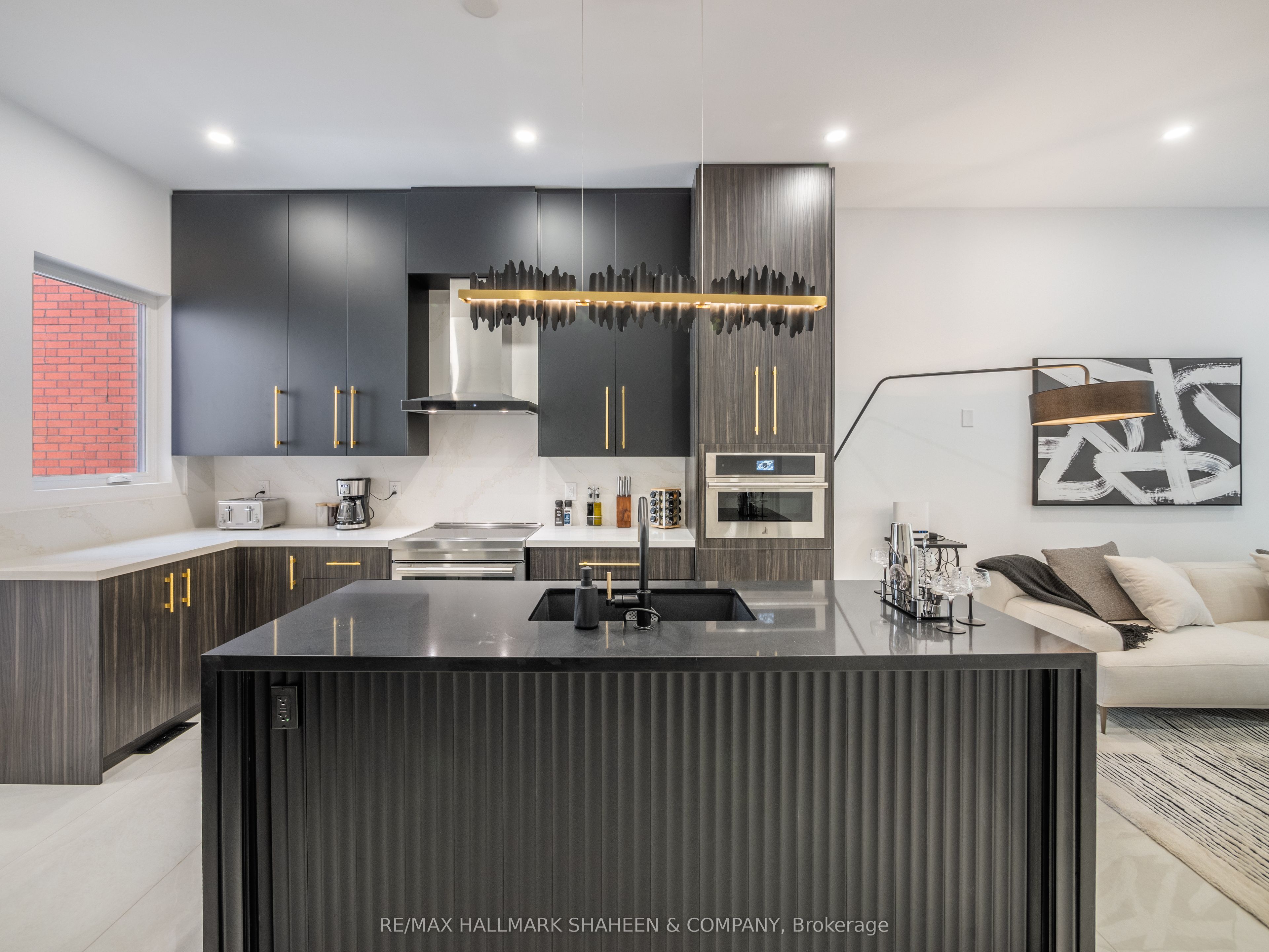 Photo 58 of 357 Euclid Avenue, Toronto, Trinity-Bellwoods — HOMEH