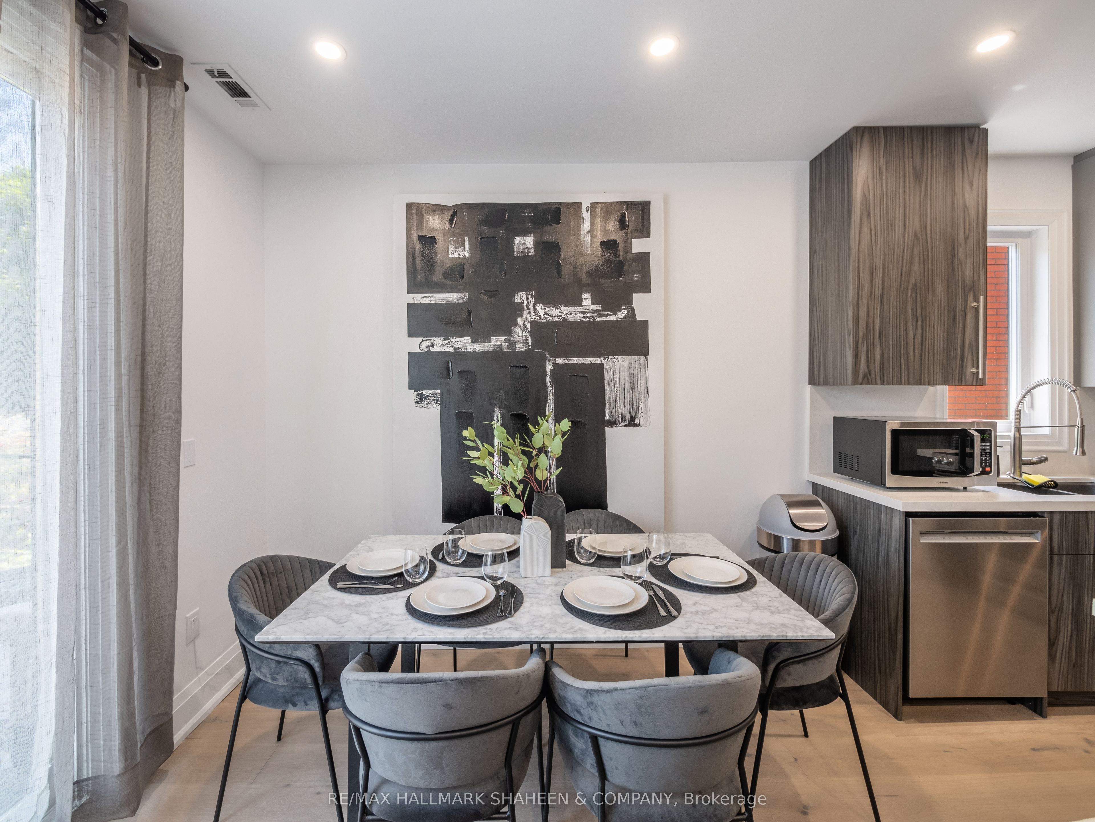 Photo 71 of 357 Euclid Avenue, Toronto, Trinity-Bellwoods — HOMEH