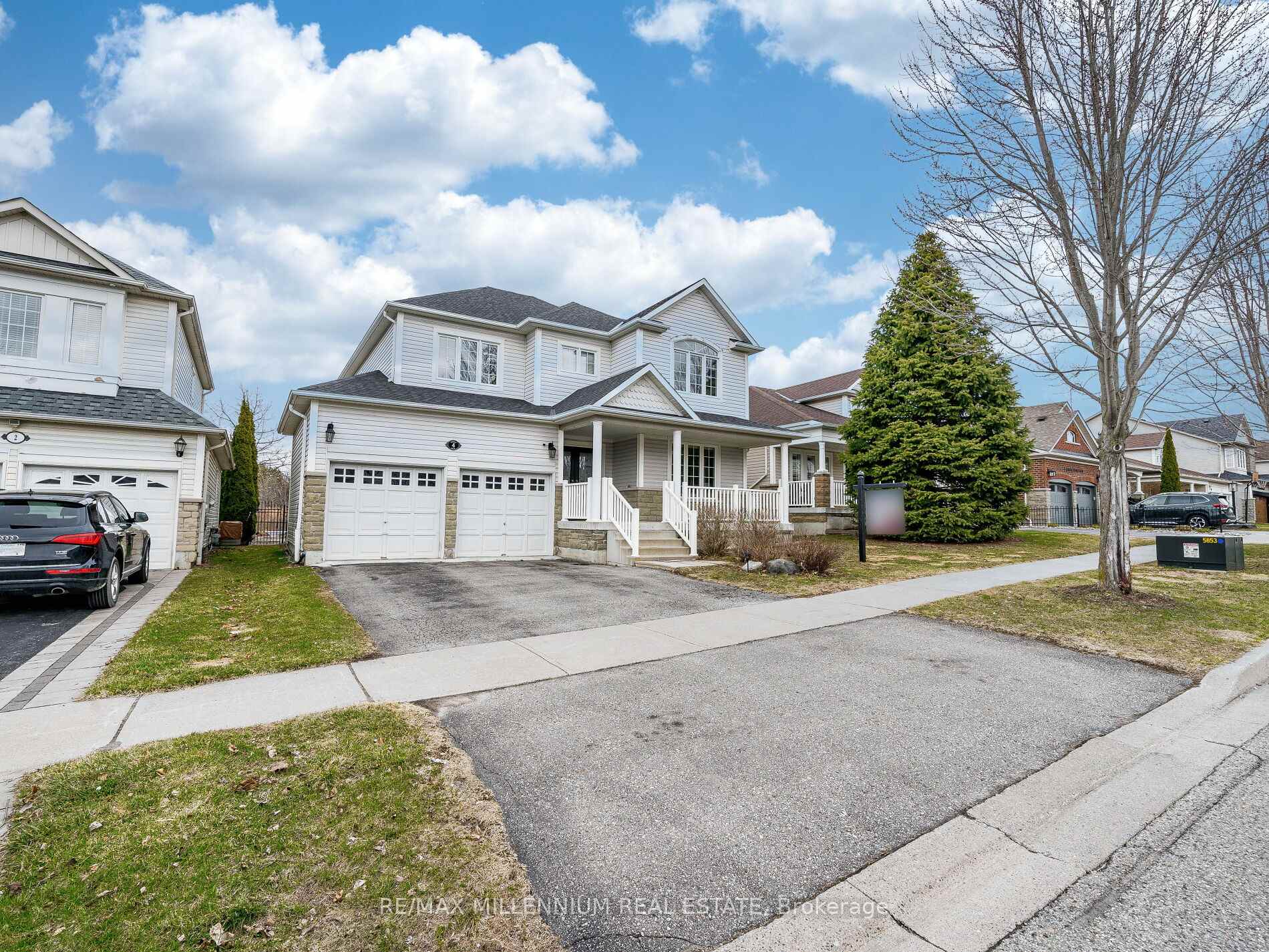 Photo 1 of 4 Joshua Boulevard, Whitby, Brooklin — HOMEH
