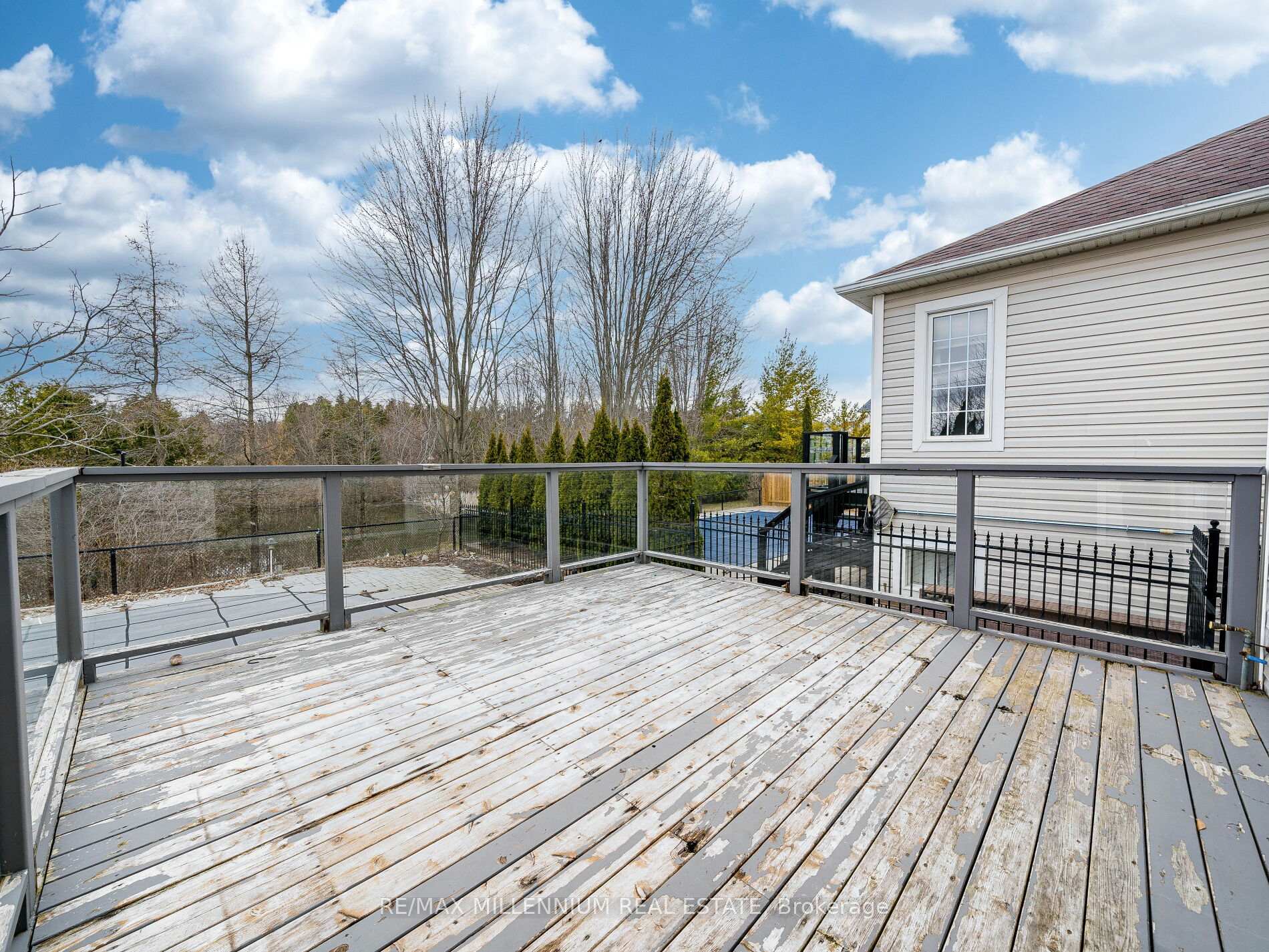 Photo 39 of 4 Joshua Boulevard, Whitby, Brooklin — HOMEH