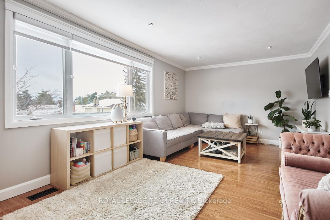 Photo 2 of Unit 2, 333 Zephyr Avenue, Ottawa, Britannia — HOMEH