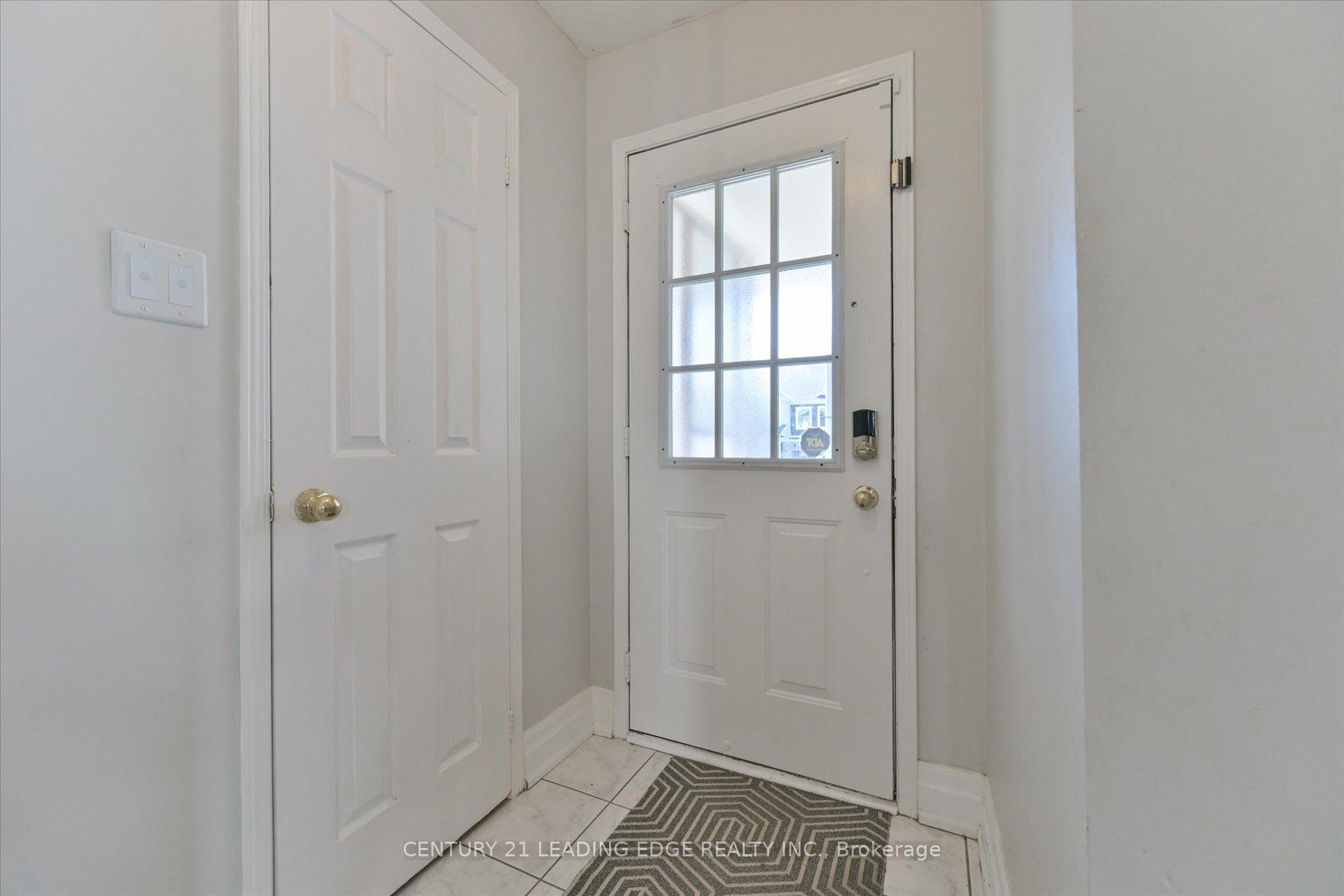 Photo 5 of 446 Nottingham Crescent, Oshawa, Eastdale — HOMEH