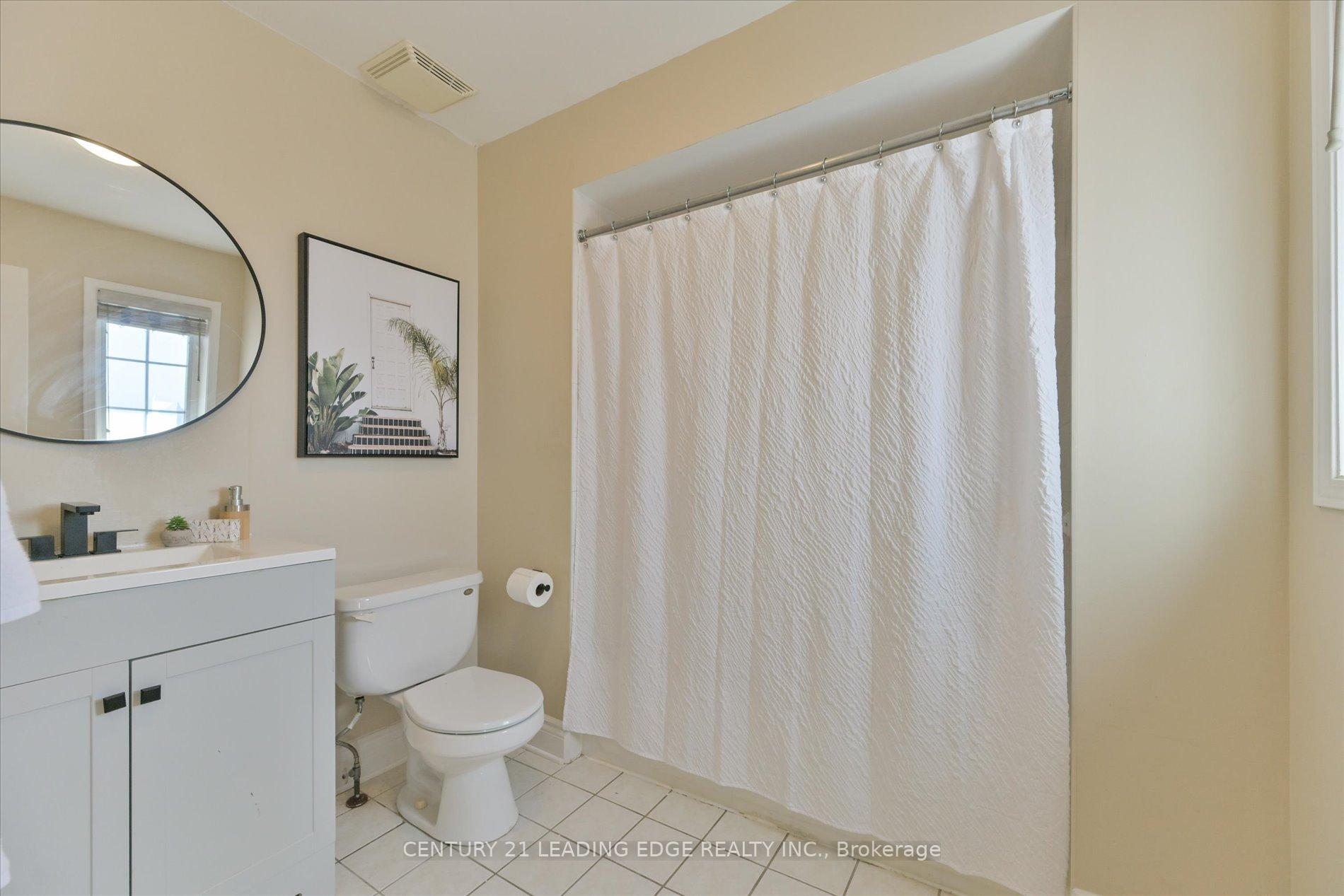 Photo 28 of 446 Nottingham Crescent, Oshawa, Eastdale — HOMEH