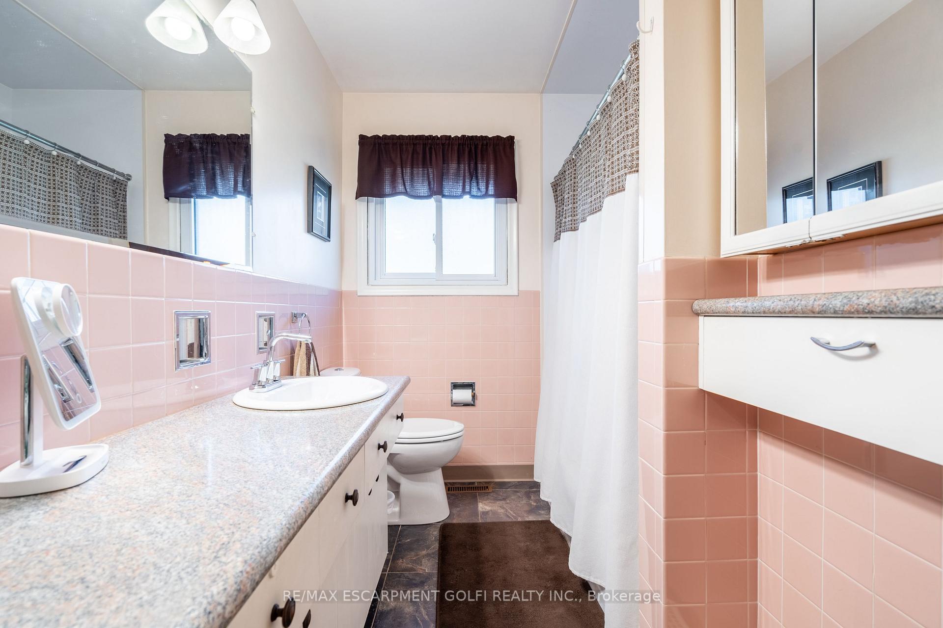 Photo 18 of 15 Colbeck Drive, Welland, Prince Charles — HOMEH