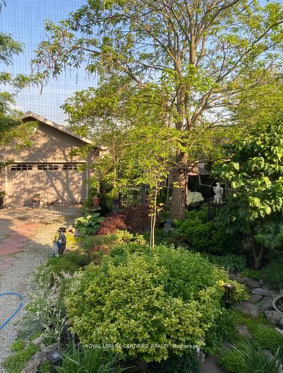 Photo 39 of 37 Jessie Street, Brampton, Downtown Brampton — HOMEH
