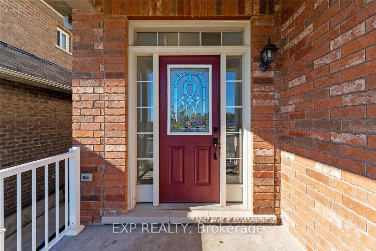 Photo 4 of 563 Settler's Ridge, Peterborough, Northcrest Ward 5 — HOMEH