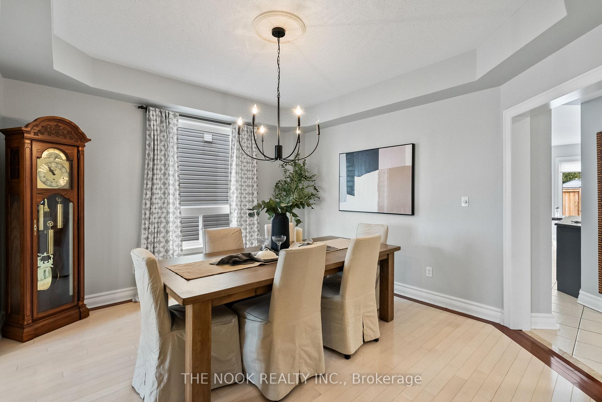Photo 7 of 43 Tunney Place, Whitby, Brooklin — HOMEH