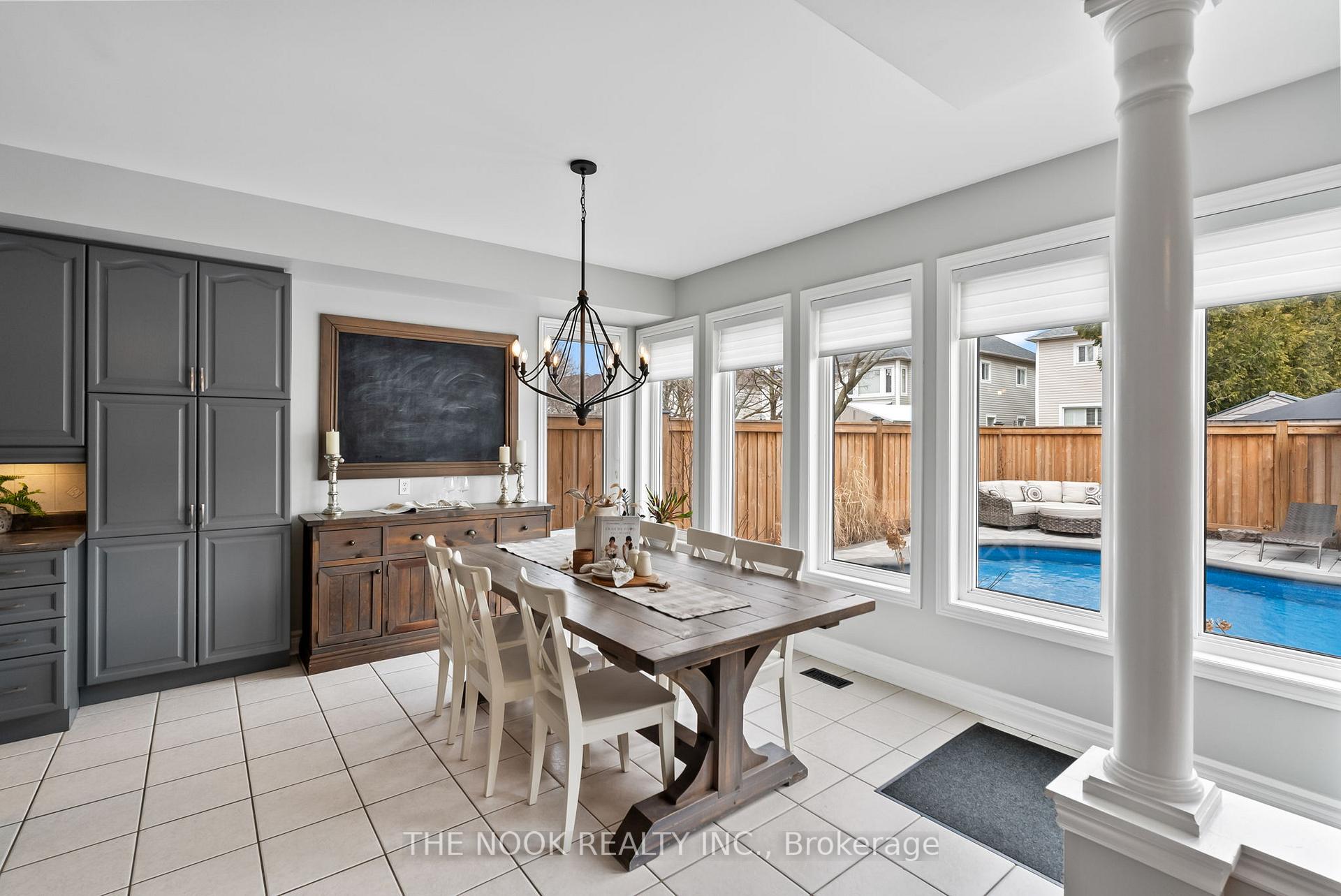 Photo 14 of 43 Tunney Place, Whitby, Brooklin — HOMEH