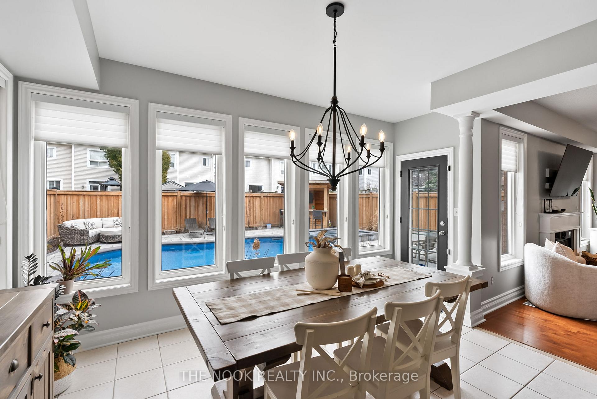 Photo 15 of 43 Tunney Place, Whitby, Brooklin — HOMEH