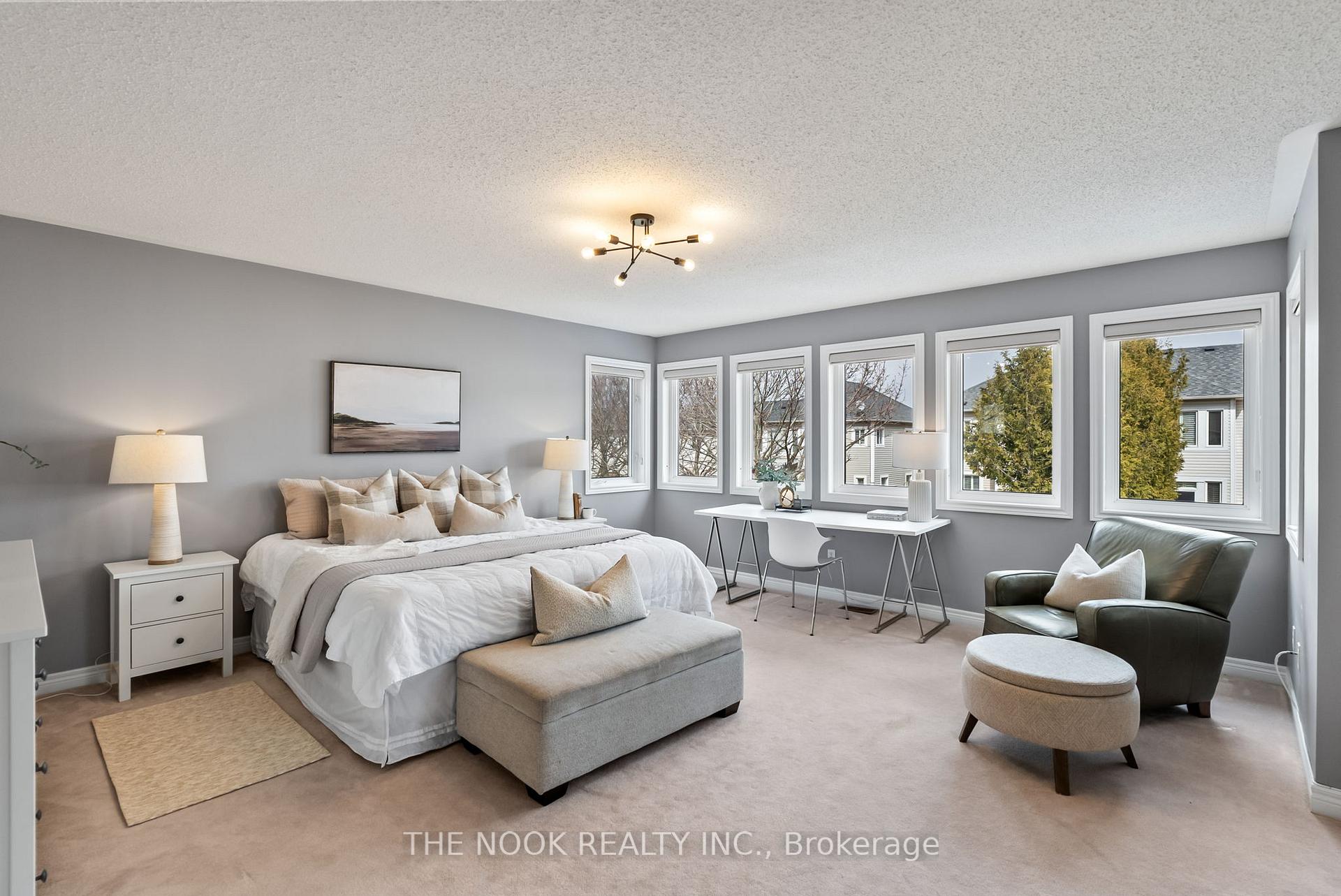 Photo 23 of 43 Tunney Place, Whitby, Brooklin — HOMEH