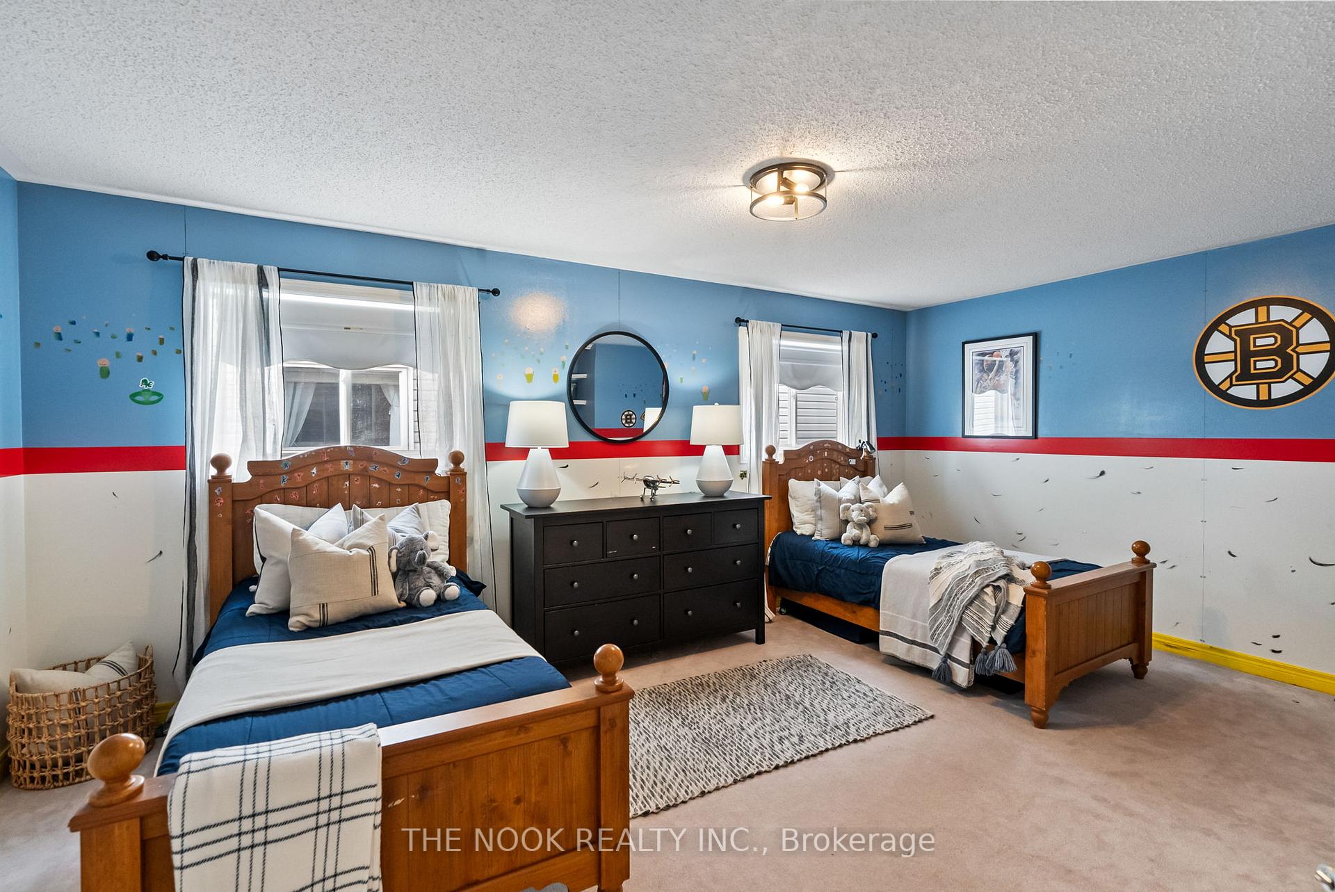 Photo 32 of 43 Tunney Place, Whitby, Brooklin — HOMEH