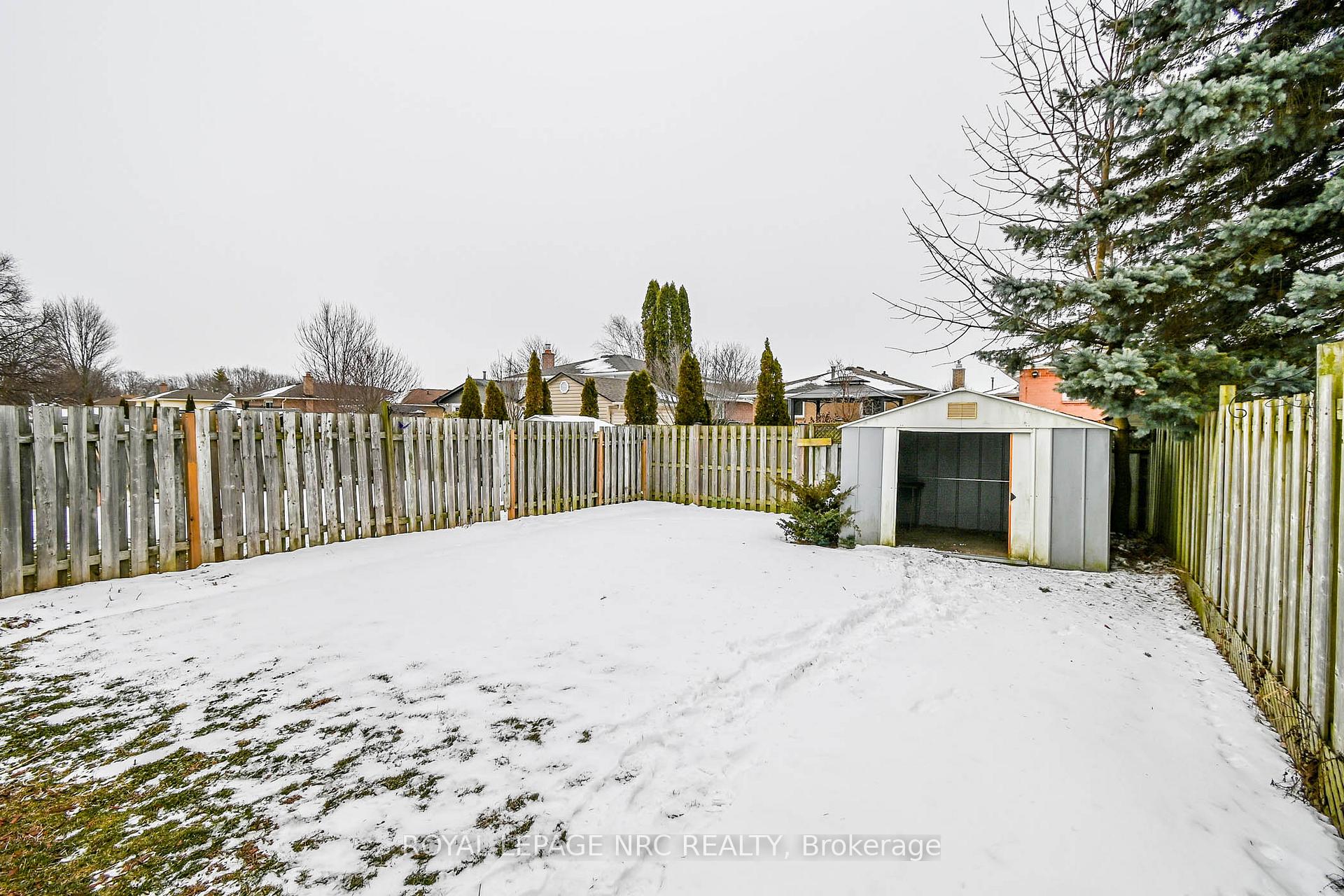 Photo 30 of 29 Briarsdale Crescent, Welland, N. Welland — HOMEH