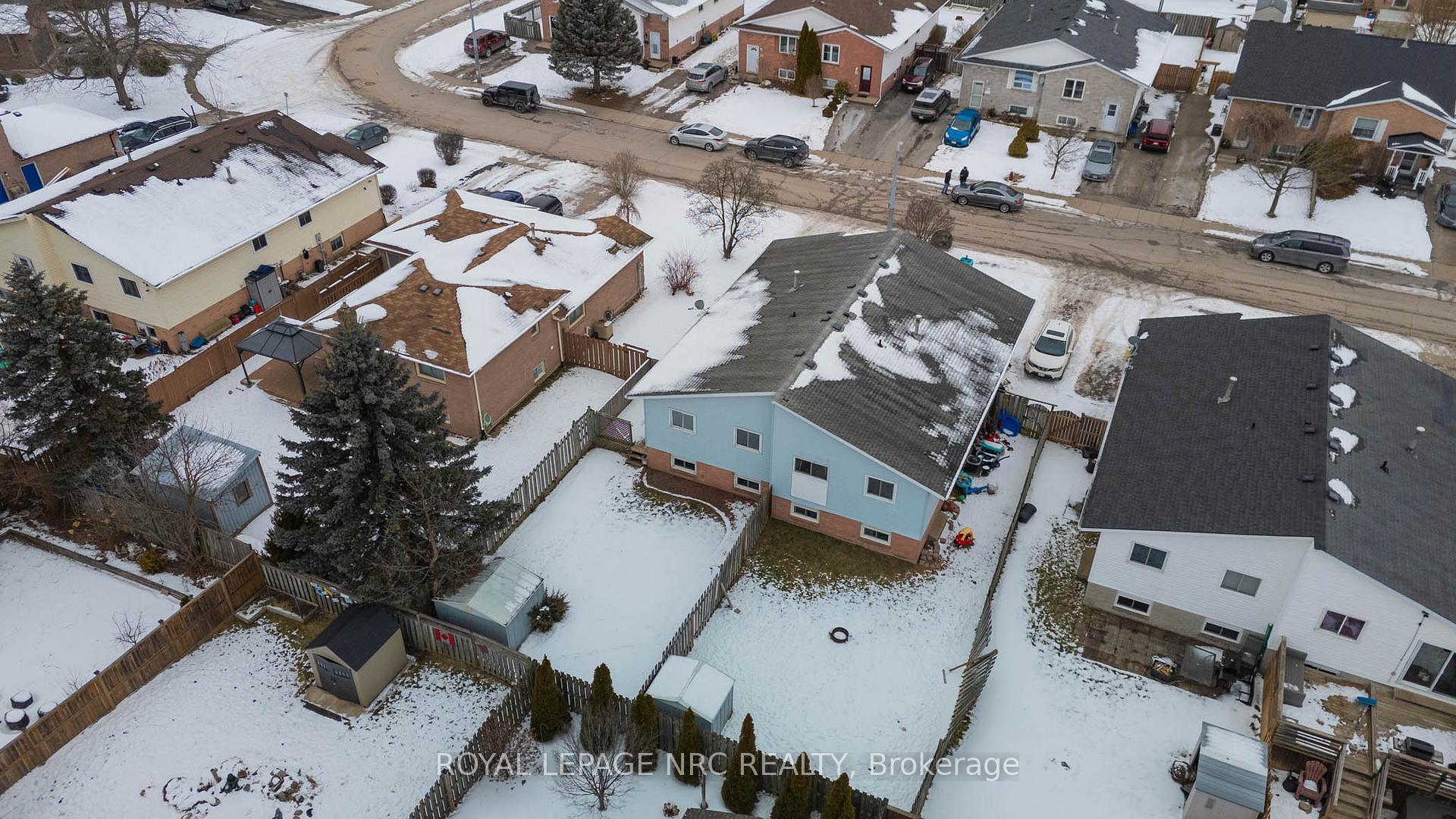 Photo 32 of 29 Briarsdale Crescent, Welland, N. Welland — HOMEH