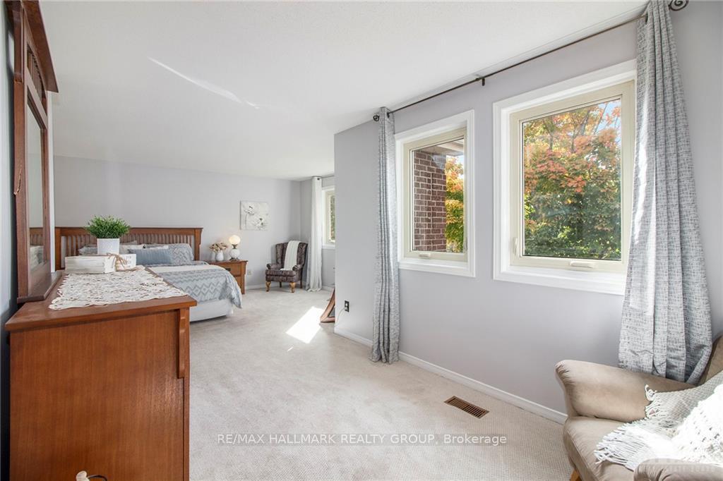 Photo 19 of 807 Brissac Way, Ottawa, Fallingbrook/Ridgemount — HOMEH