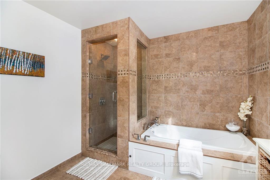Photo 22 of 807 Brissac Way, Ottawa, Fallingbrook/Ridgemount — HOMEH