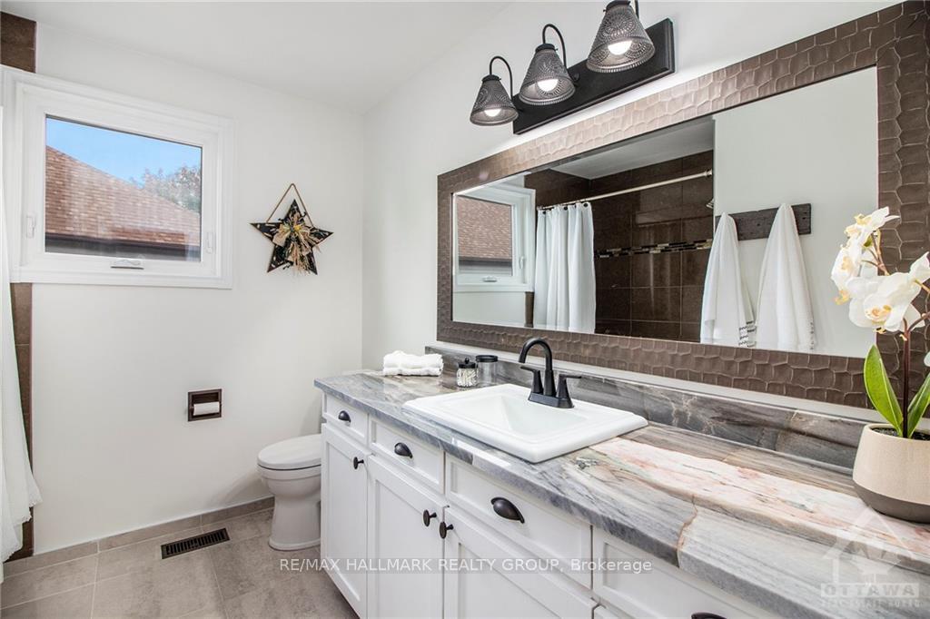 Photo 26 of 807 Brissac Way, Ottawa, Fallingbrook/Ridgemount — HOMEH