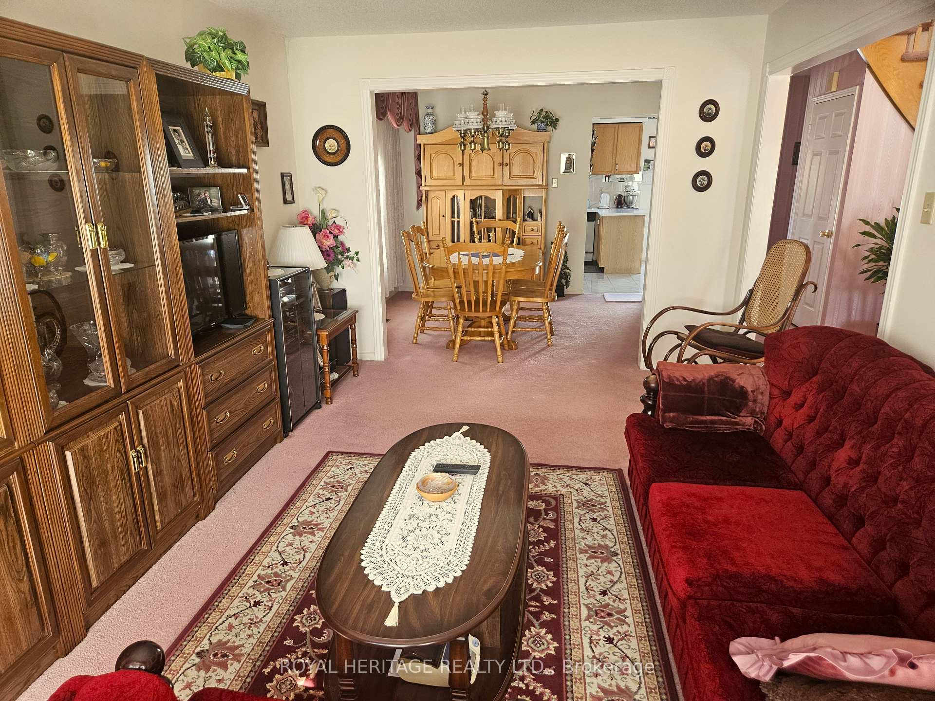 Photo 3 of 137 Kirby Crescent, Whitby, Blue Grass Meadows — HOMEH