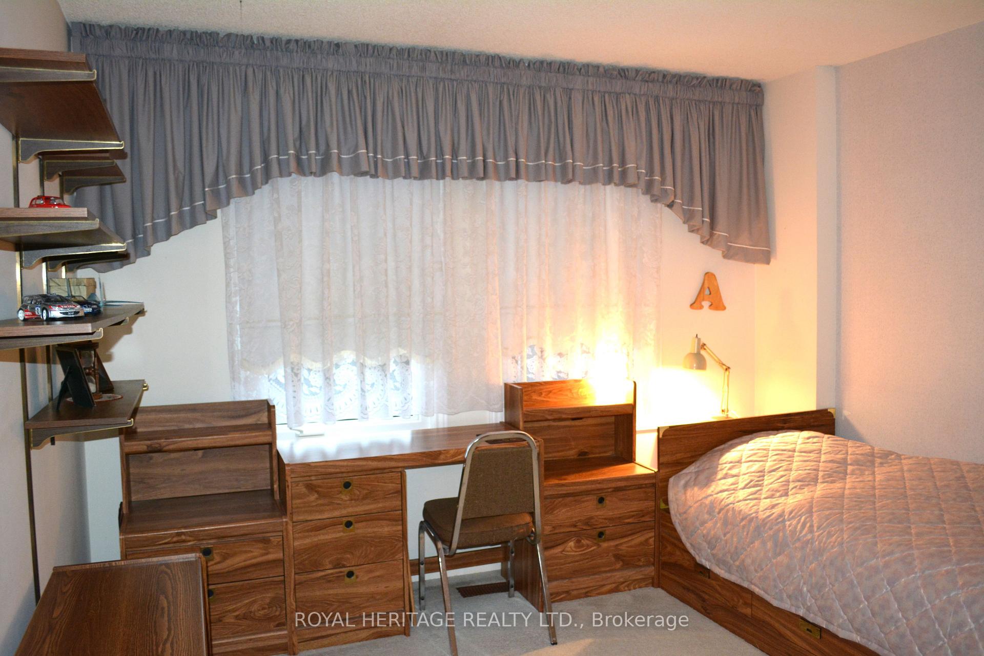 Photo 9 of 137 Kirby Crescent, Whitby, Blue Grass Meadows — HOMEH