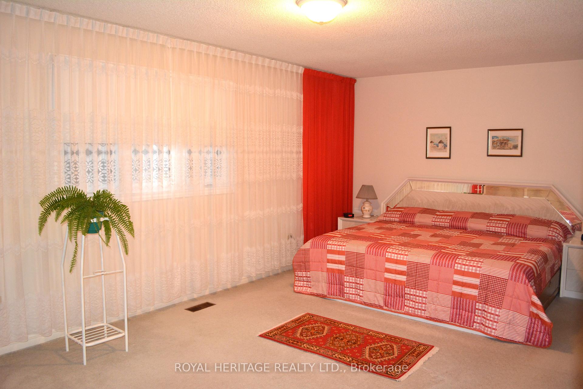 Photo 14 of 137 Kirby Crescent, Whitby, Blue Grass Meadows — HOMEH