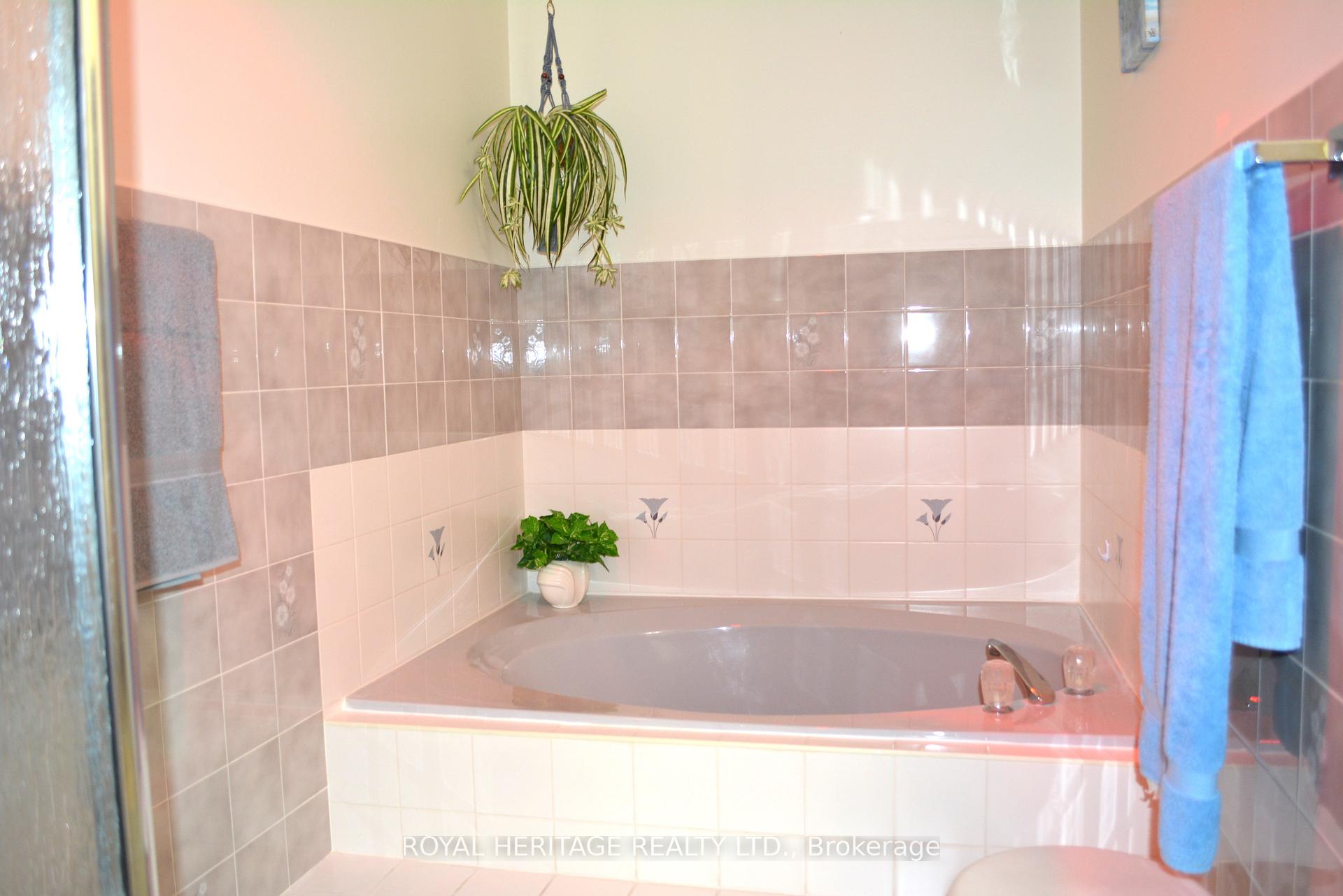 Photo 15 of 137 Kirby Crescent, Whitby, Blue Grass Meadows — HOMEH