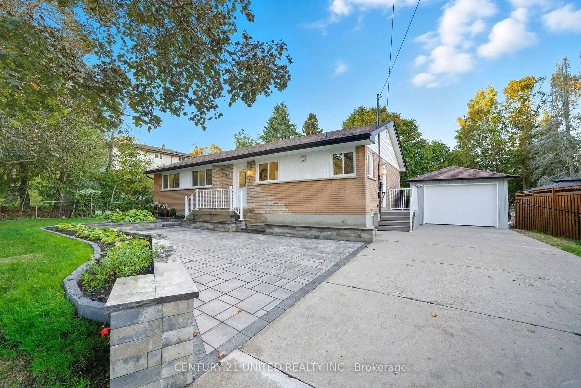 Front of 5 Ferndale Avenue