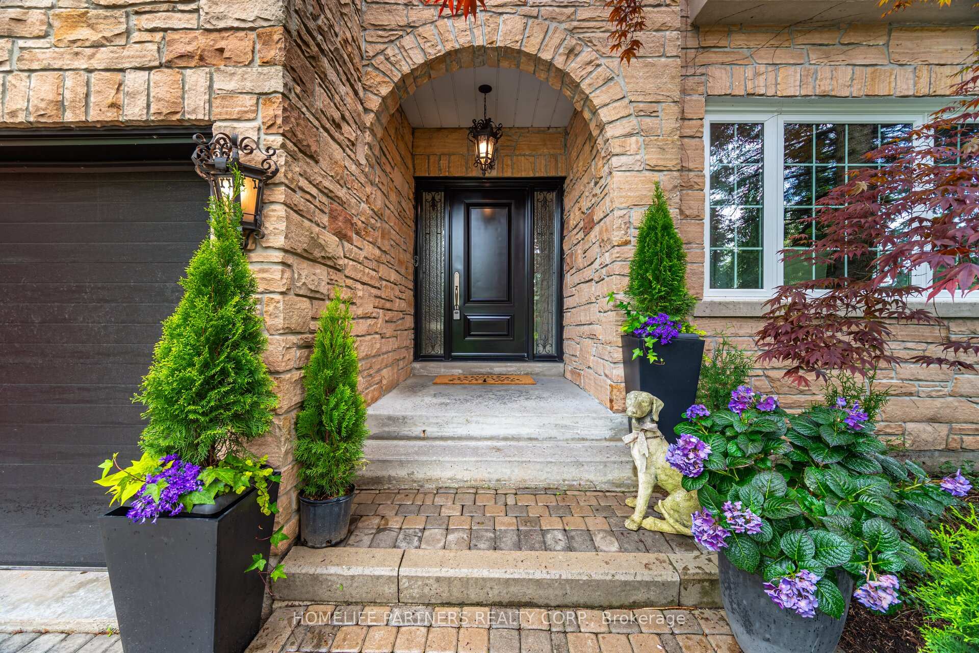 Photo 4 of 17 John Kline Lane, Vaughan, Kleinburg — HOMEH
