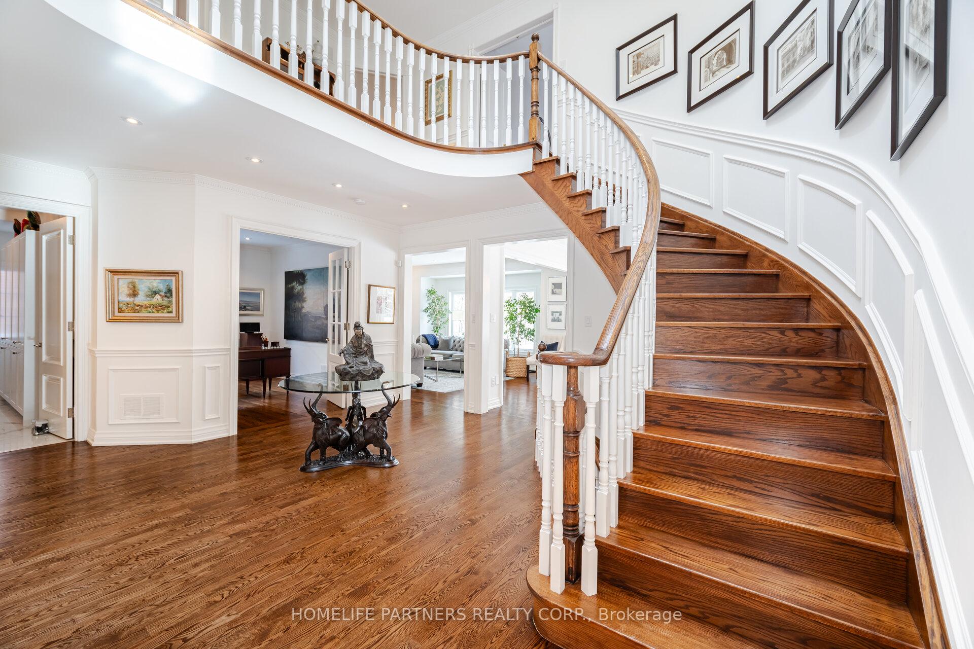 Photo 9 of 17 John Kline Lane, Vaughan, Kleinburg — HOMEH