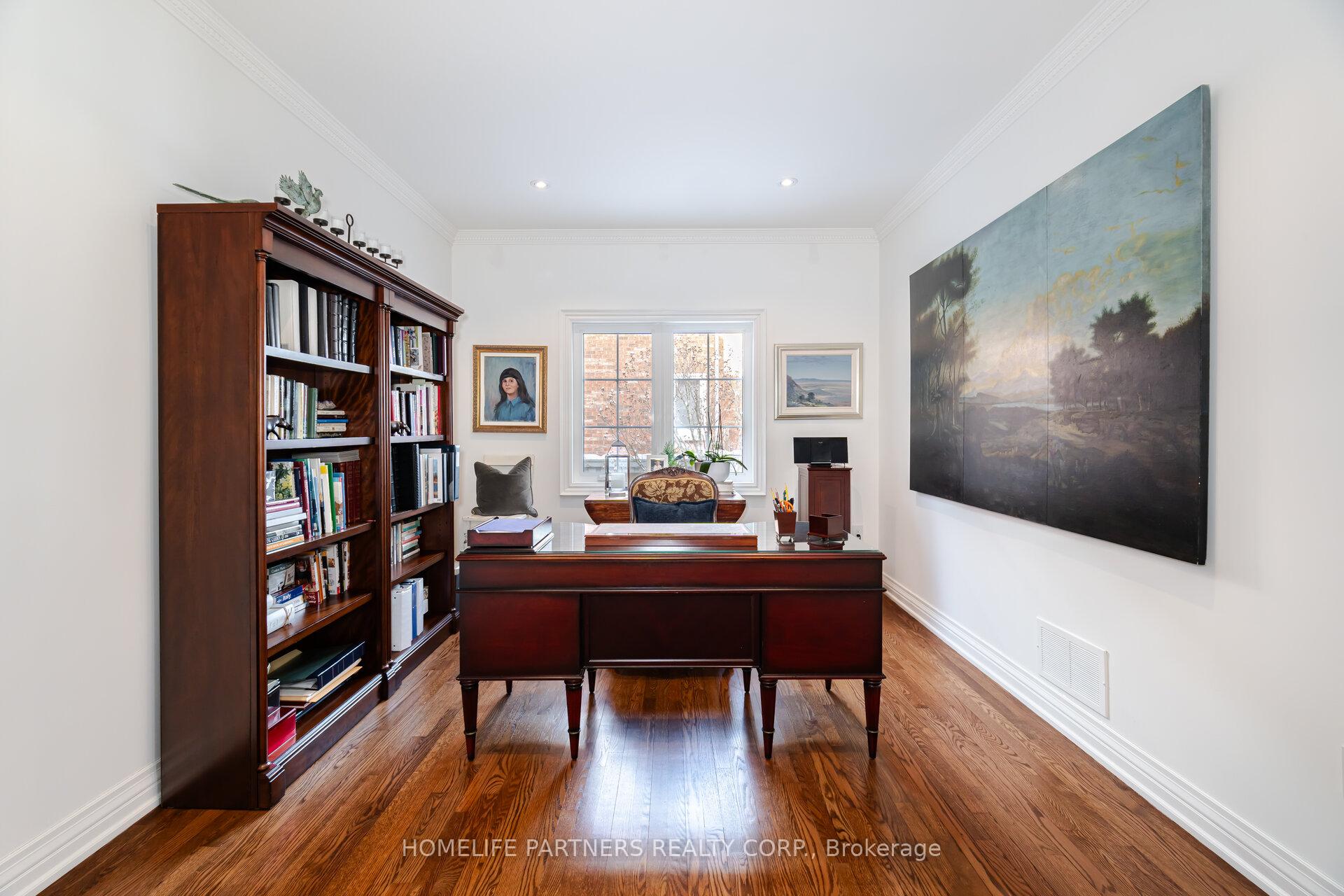 Photo 20 of 17 John Kline Lane, Vaughan, Kleinburg — HOMEH