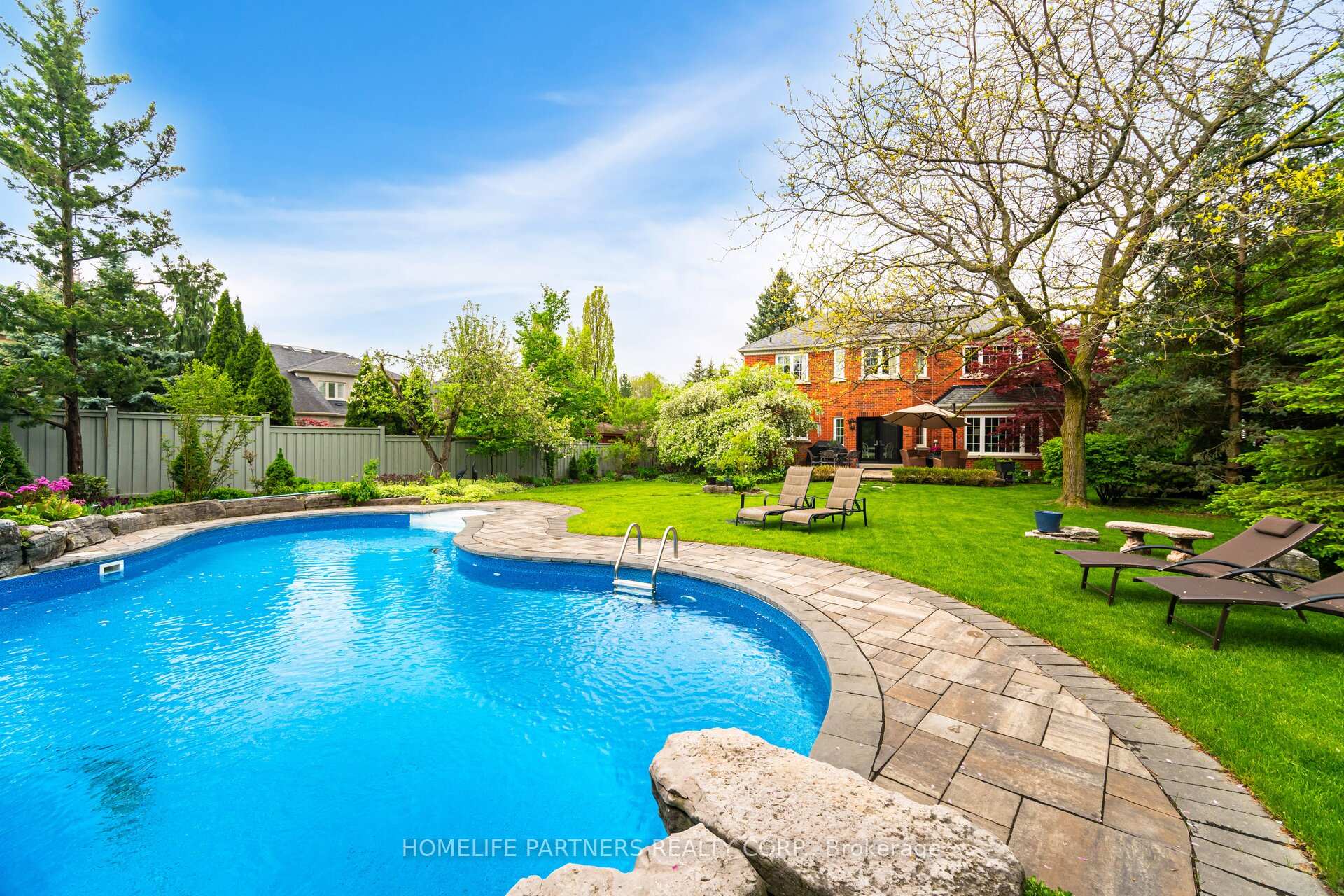 Photo 46 of 17 John Kline Lane, Vaughan, Kleinburg — HOMEH
