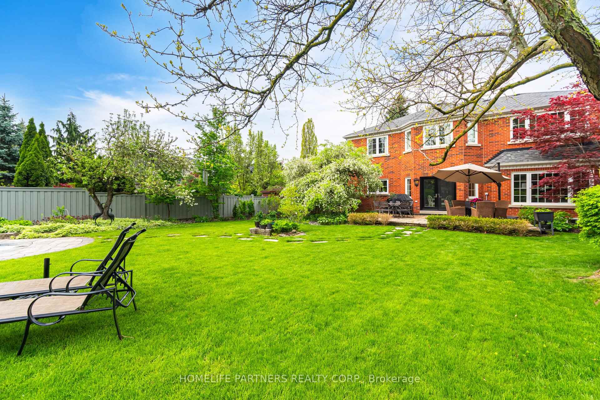 Photo 48 of 17 John Kline Lane, Vaughan, Kleinburg — HOMEH