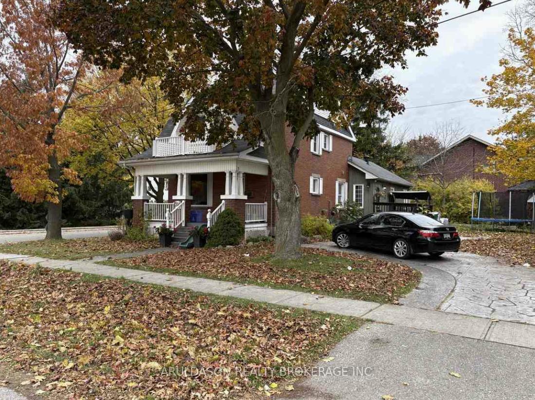 Photo 2 of 314 Pitt Street W, Whitby, Downtown Whitby — HOMEH