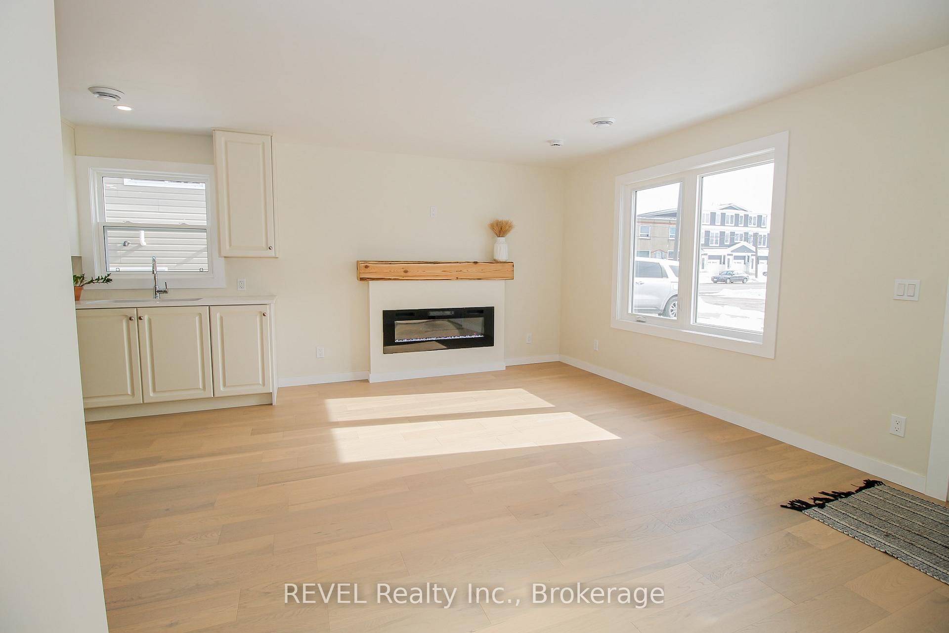 Photo 8 of 406 Navy Street, Welland, Lincoln/Crowland — HOMEH