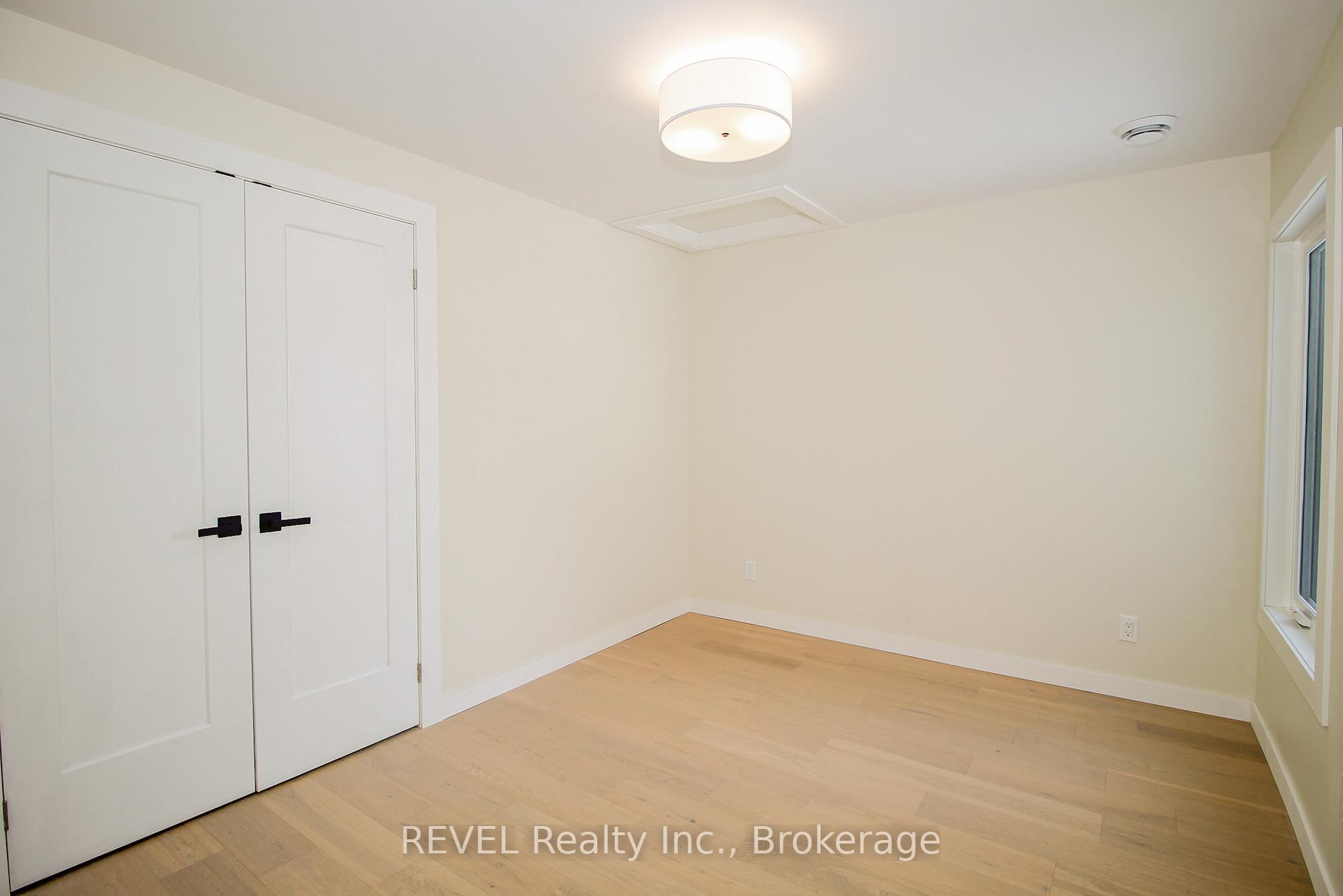 Photo 9 of 406 Navy Street, Welland, Lincoln/Crowland — HOMEH