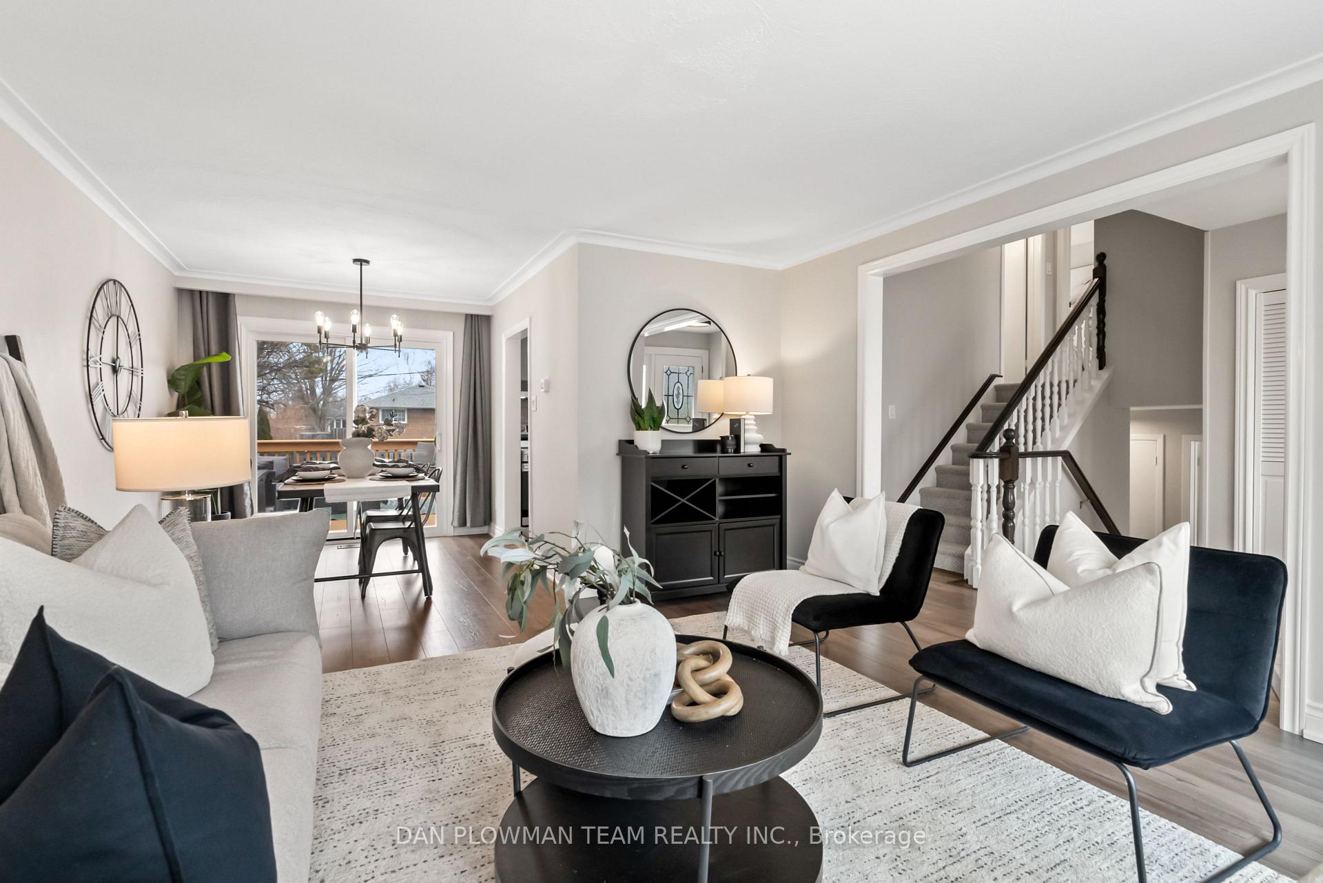 Photo 10 of 912 Hutchison Avenue, Whitby, Downtown Whitby — HOMEH