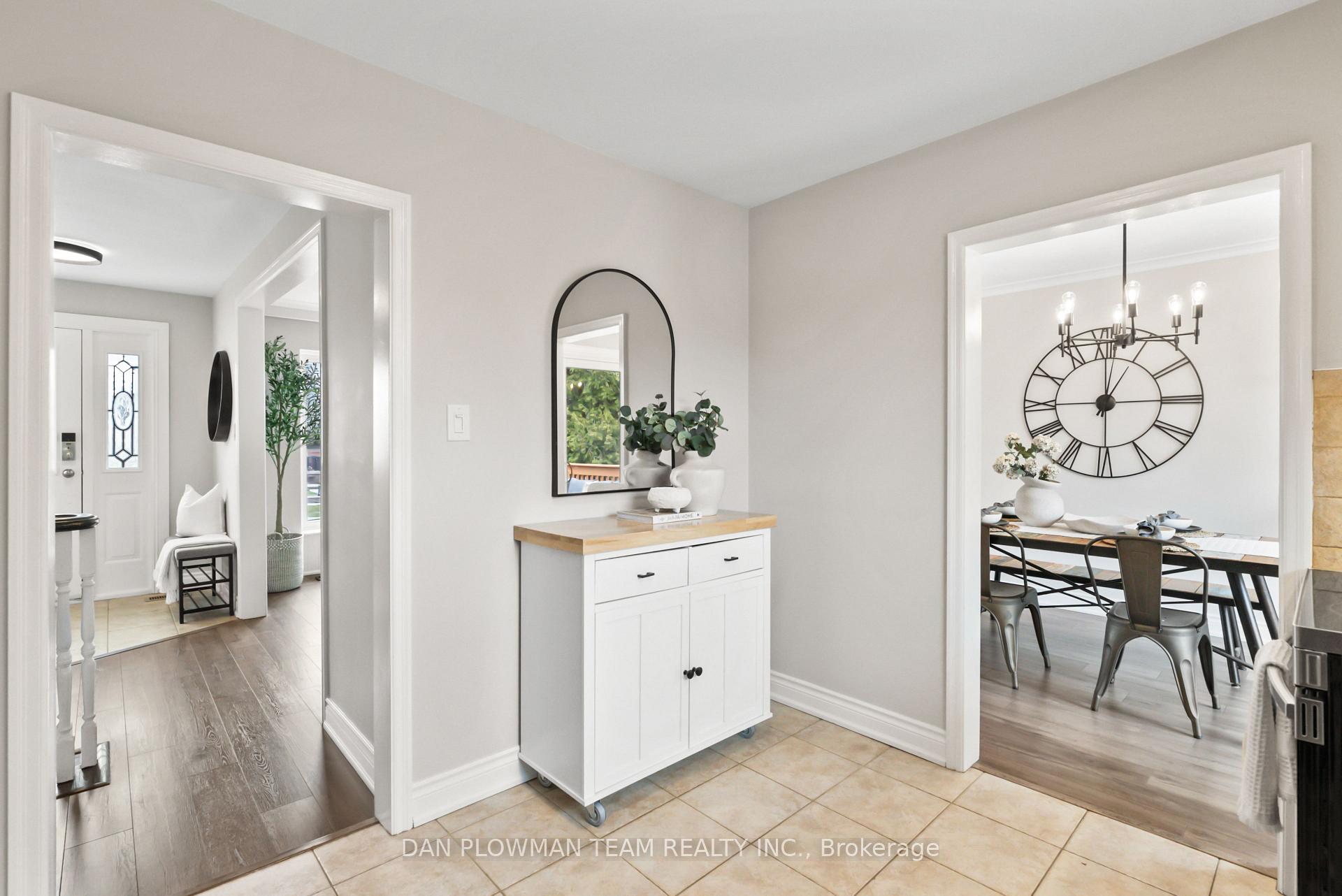 Photo 15 of 912 Hutchison Avenue, Whitby, Downtown Whitby — HOMEH