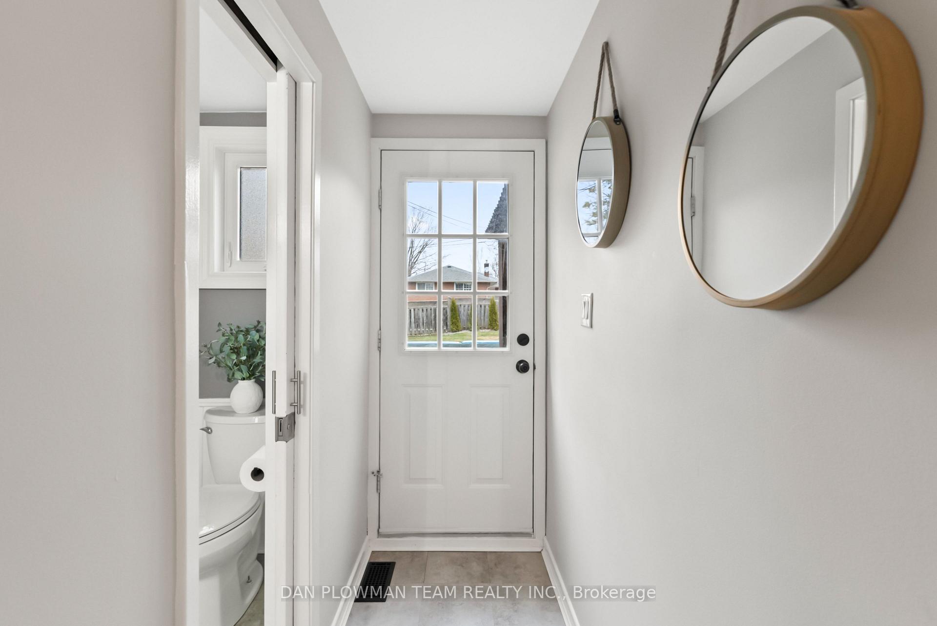 Photo 25 of 912 Hutchison Avenue, Whitby, Downtown Whitby — HOMEH