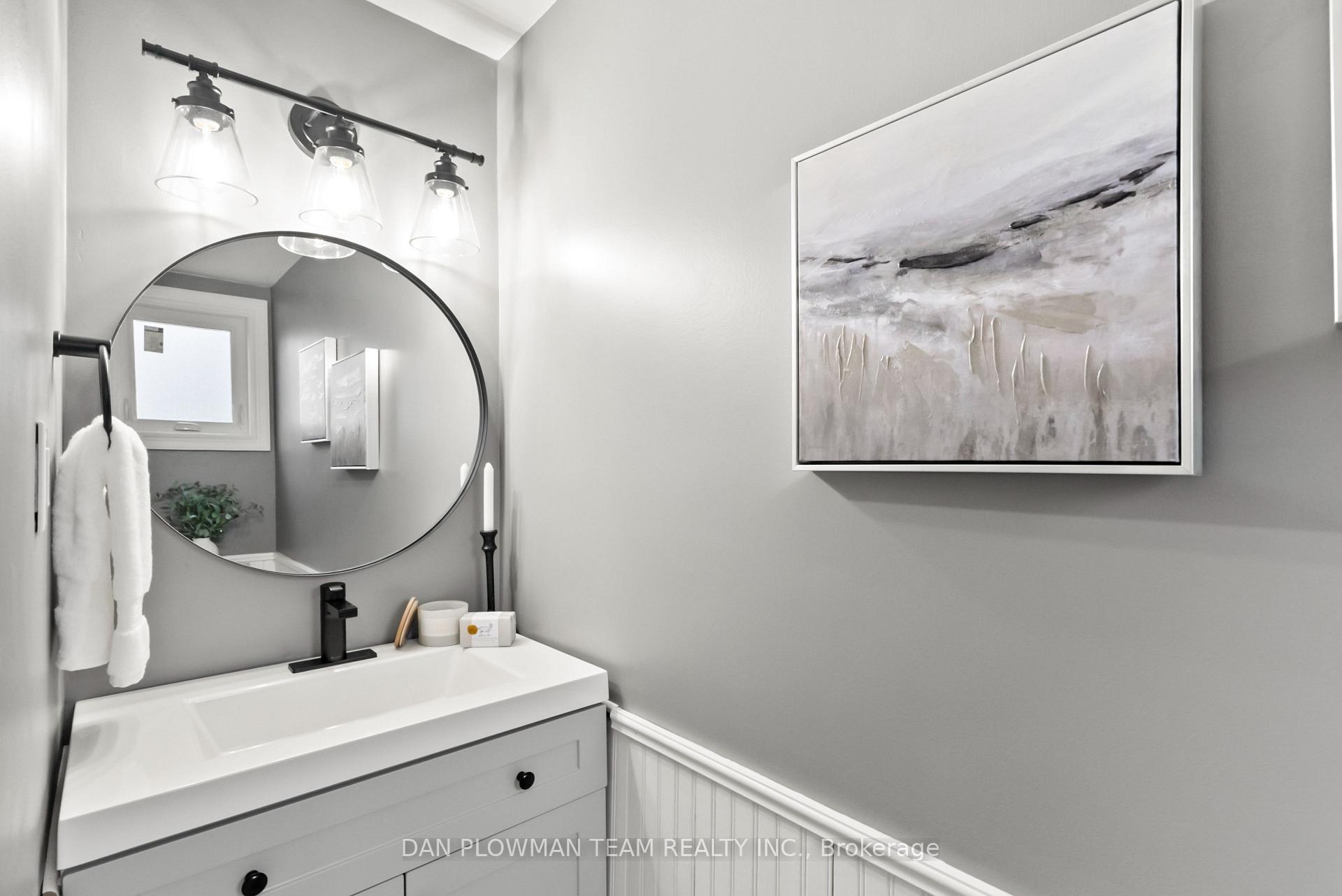 Photo 26 of 912 Hutchison Avenue, Whitby, Downtown Whitby — HOMEH