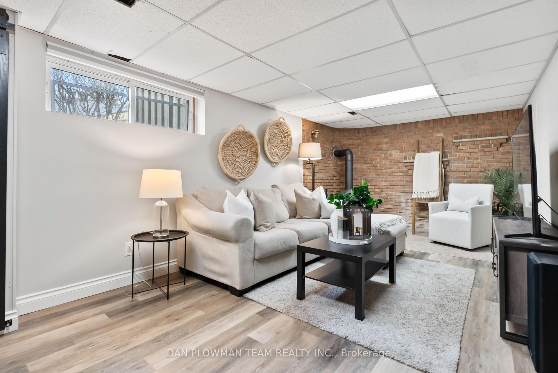 Photo 28 of 912 Hutchison Avenue, Whitby, Downtown Whitby — HOMEH