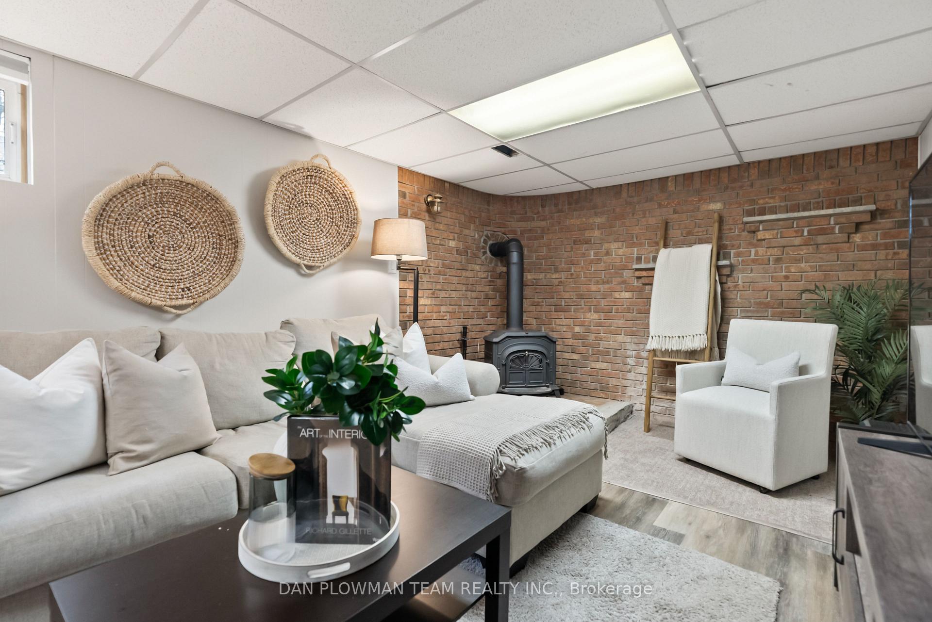 Photo 30 of 912 Hutchison Avenue, Whitby, Downtown Whitby — HOMEH