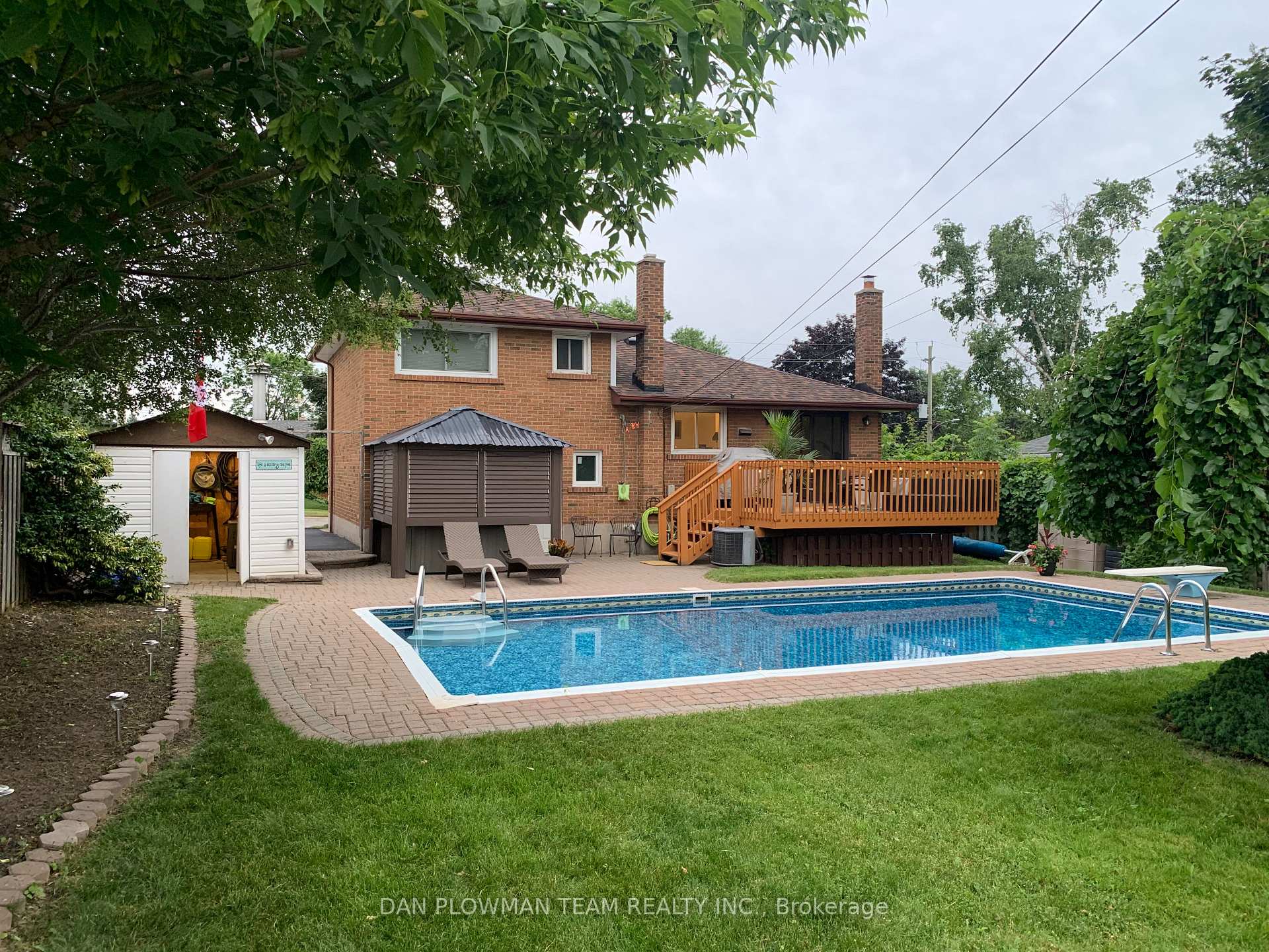 Photo 33 of 912 Hutchison Avenue, Whitby, Downtown Whitby — HOMEH