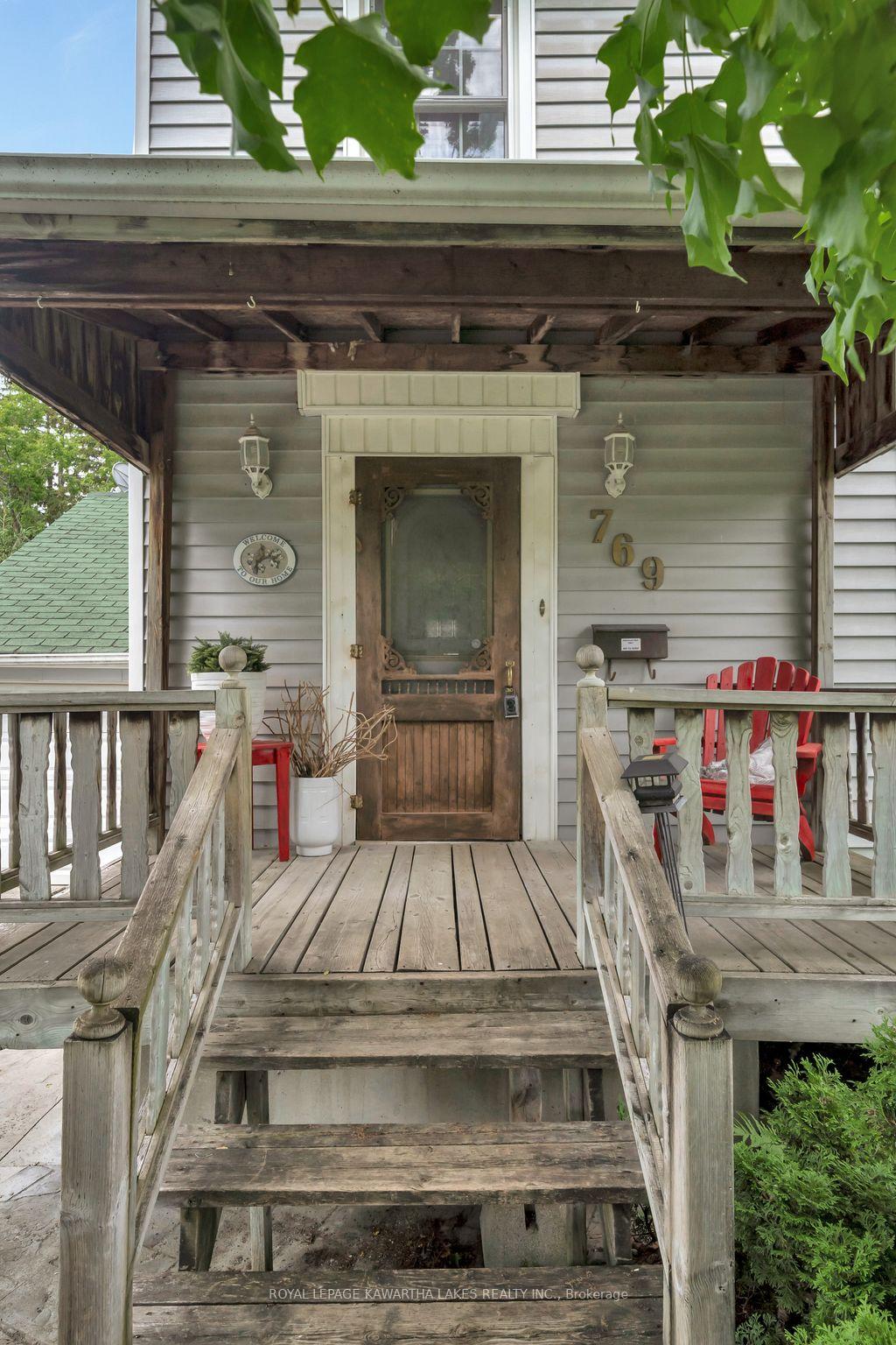 Photo 10 of 769 Chesterfield Avenue, Peterborough, Northcrest Ward 5 — HOMEH