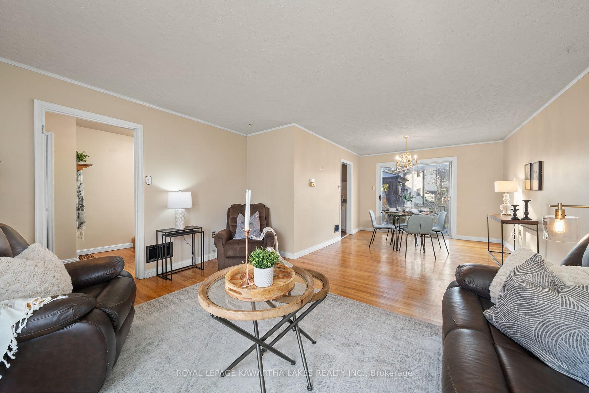 Photo 16 of 769 Chesterfield Avenue, Peterborough, Northcrest Ward 5 — HOMEH