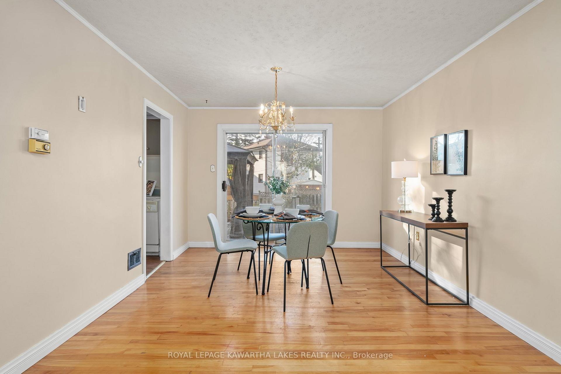 Photo 17 of 769 Chesterfield Avenue, Peterborough, Northcrest Ward 5 — HOMEH
