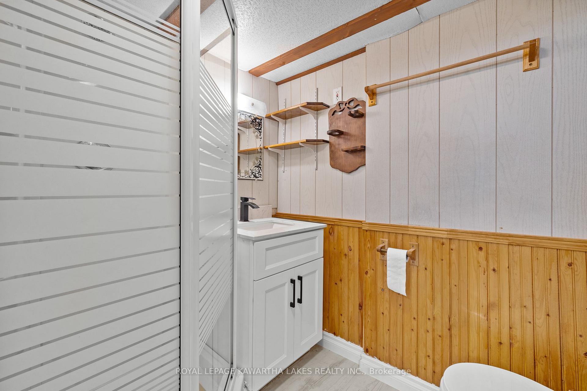 Photo 33 of 769 Chesterfield Avenue, Peterborough, Northcrest Ward 5 — HOMEH