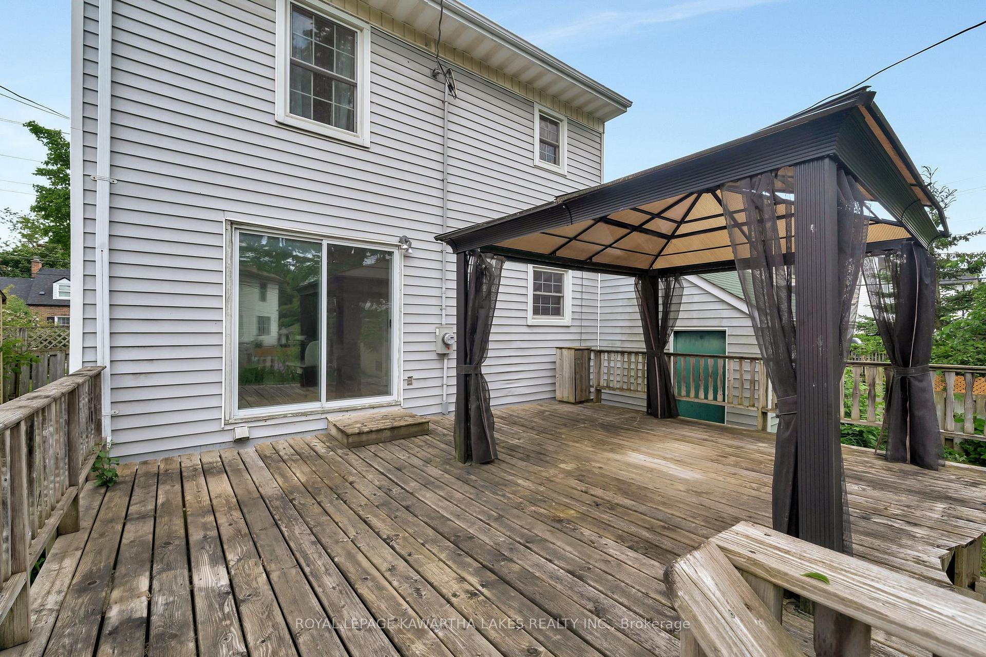 Photo 36 of 769 Chesterfield Avenue, Peterborough, Northcrest Ward 5 — HOMEH
