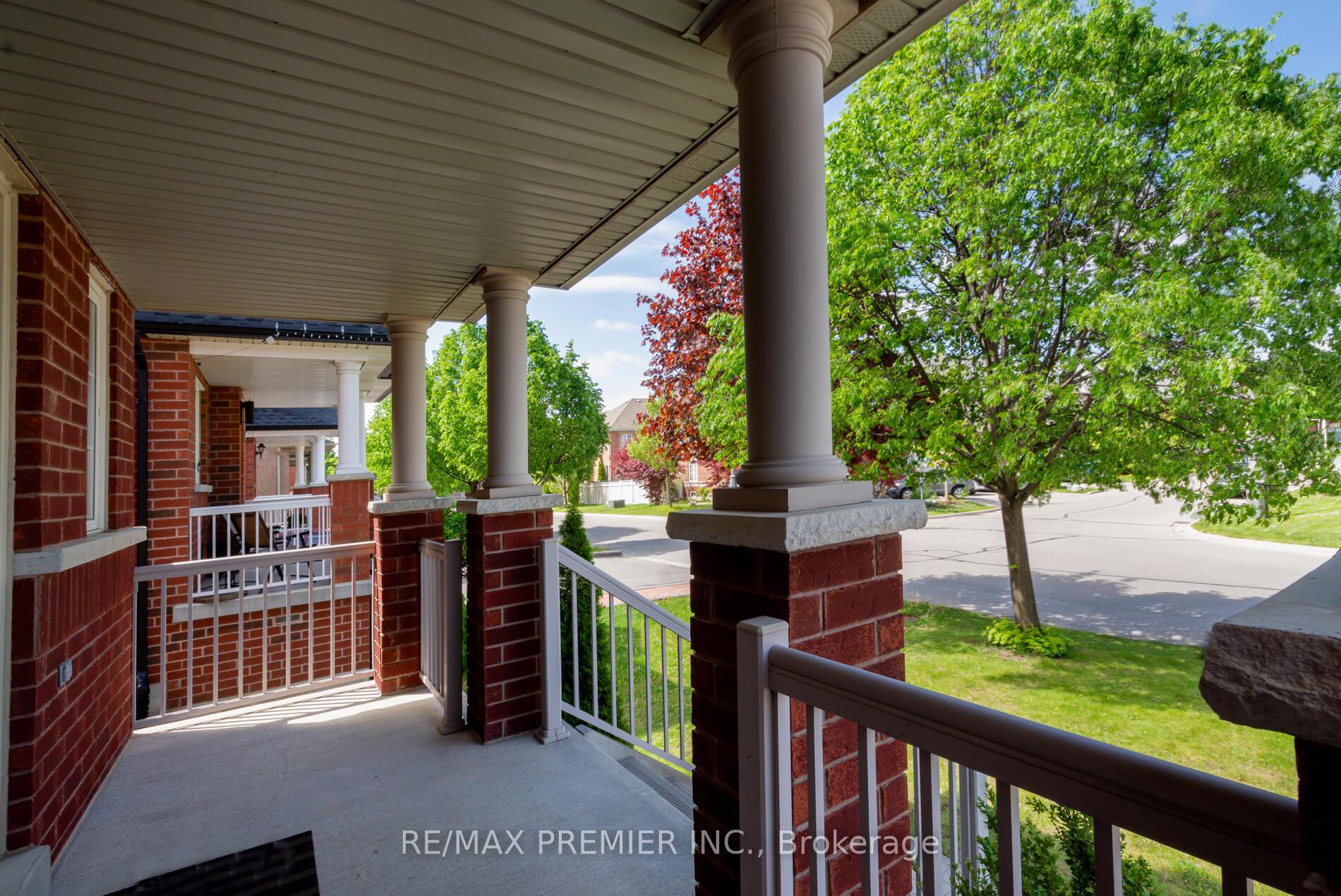 Photo 3 of 21 Rosario Drive, Vaughan, Vellore Village — HOMEH