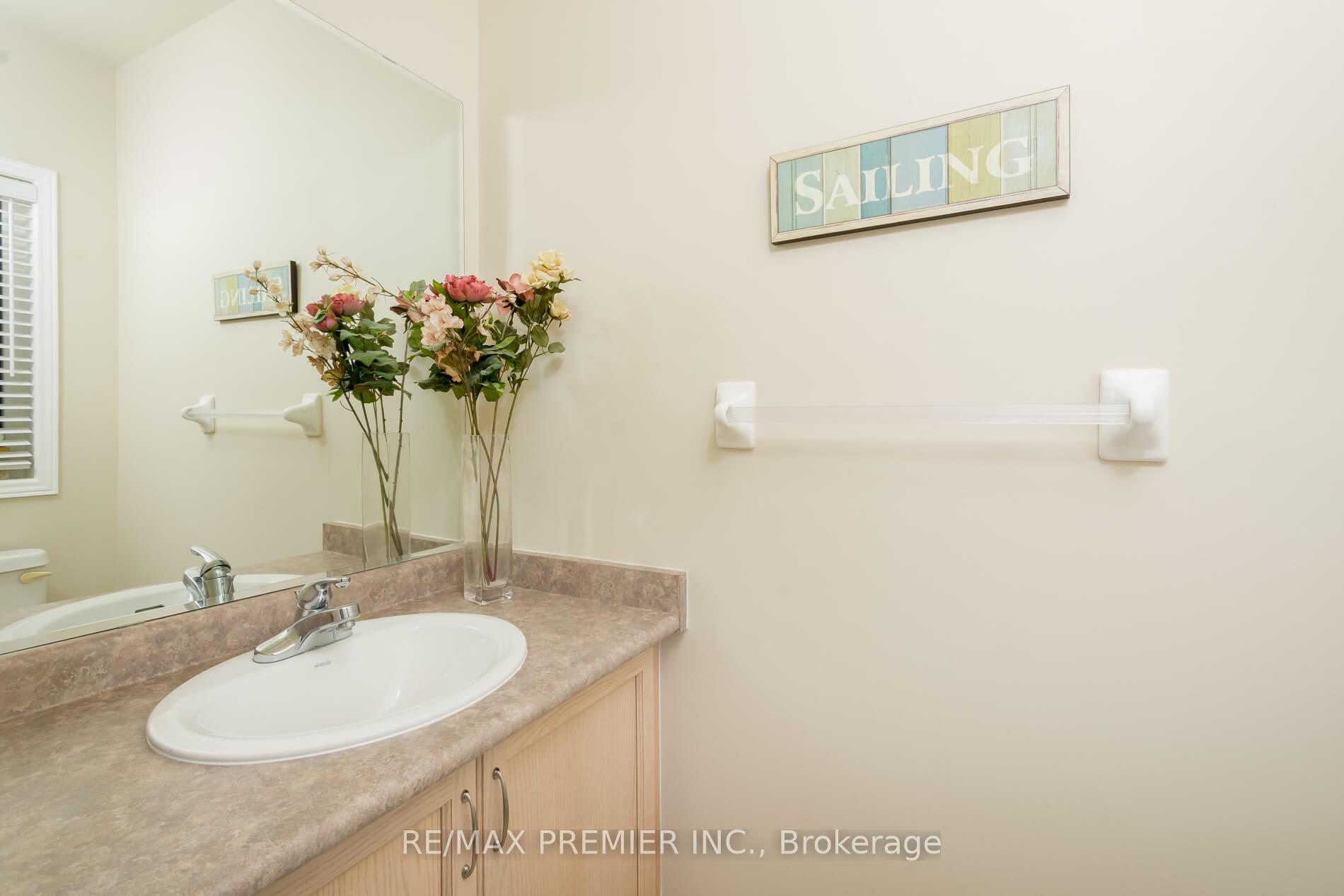 Photo 16 of 21 Rosario Drive, Vaughan, Vellore Village — HOMEH