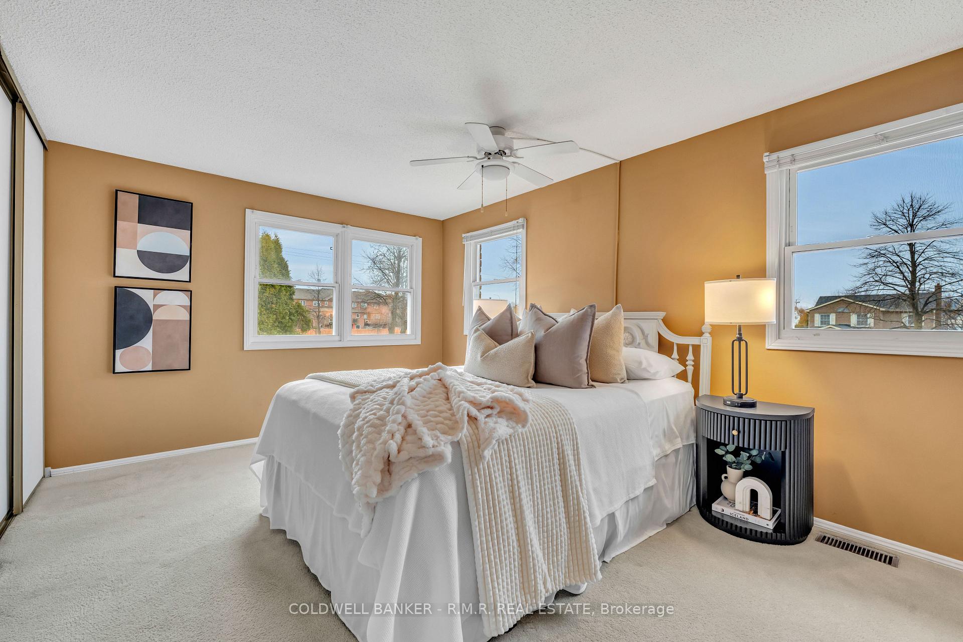 Photo 24 of 69 Hemingford Place, Whitby, Pringle Creek — HOMEH